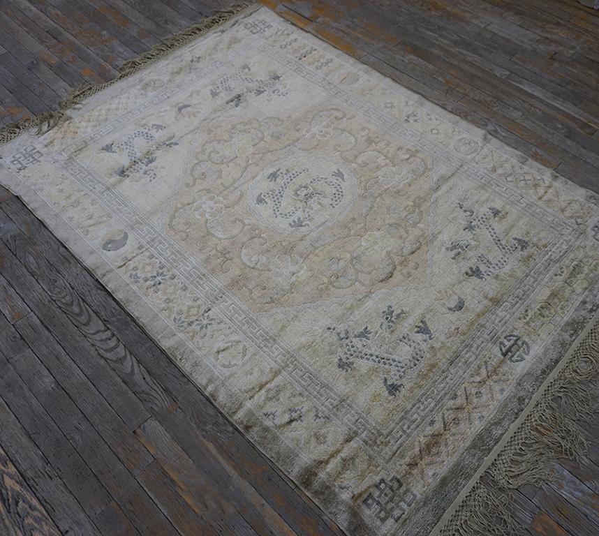 Early 20th Century Silk Chinese Dragon Carpet ( 4'2