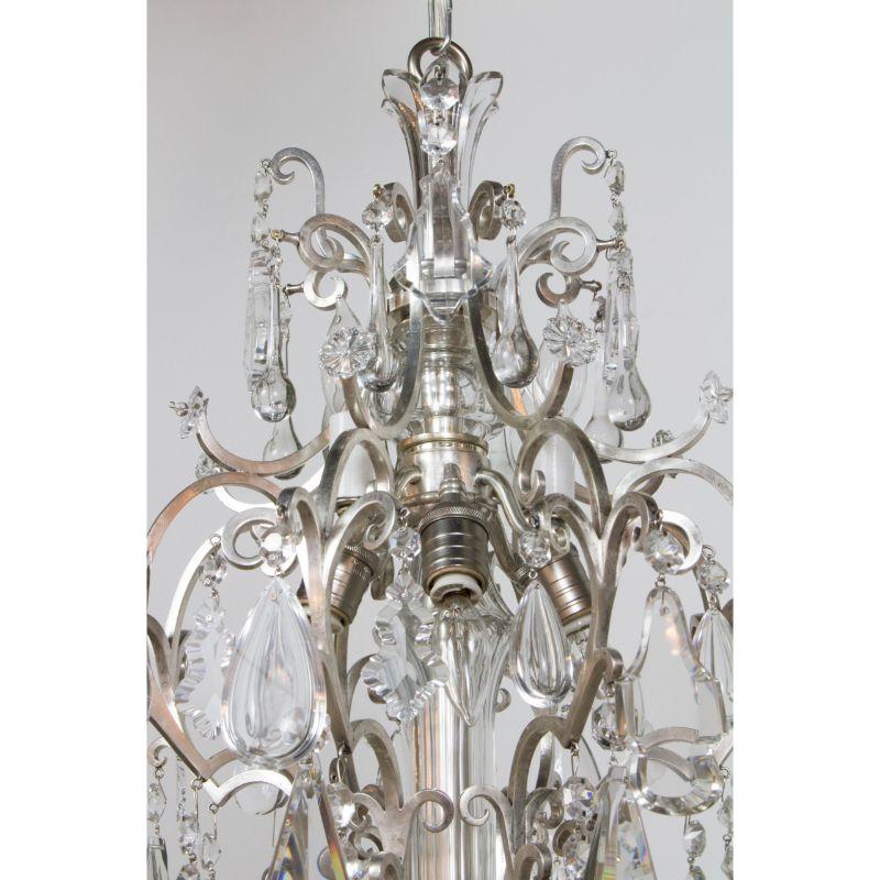 Baroque Early 20th Century Silver and Crystal 8 Lights Chandelier For Sale