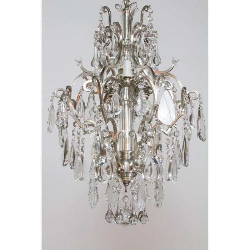 Early 20th Century Silver and Crystal 8 Lights Chandelier In Excellent Condition For Sale In Canton, MA