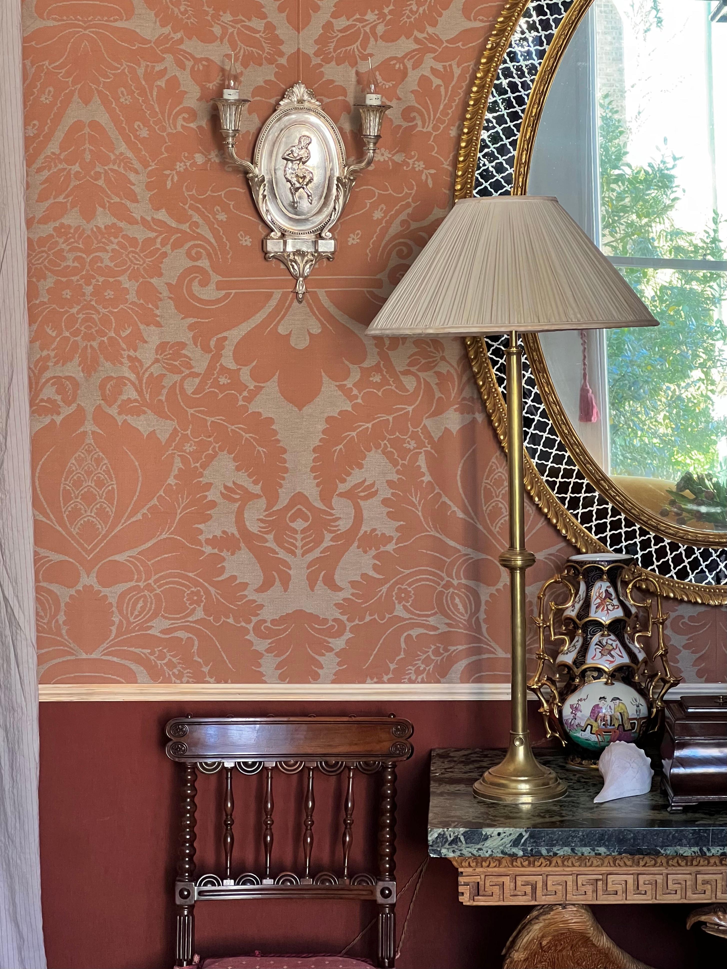 Britannico Applique in bronzo argentato dei primi del Novecento in vendita