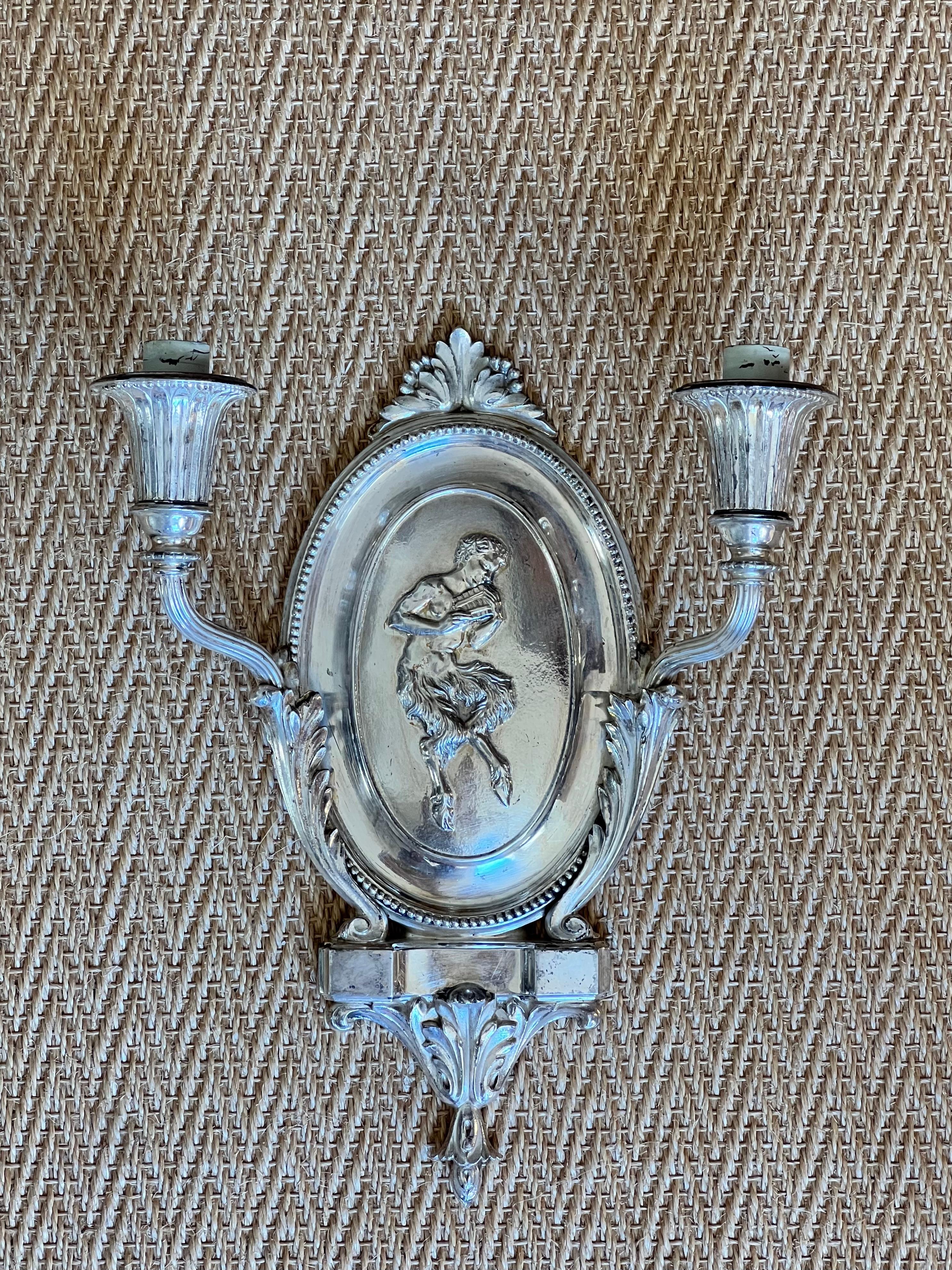 Placcato argento Applique in bronzo argentato dei primi del Novecento in vendita