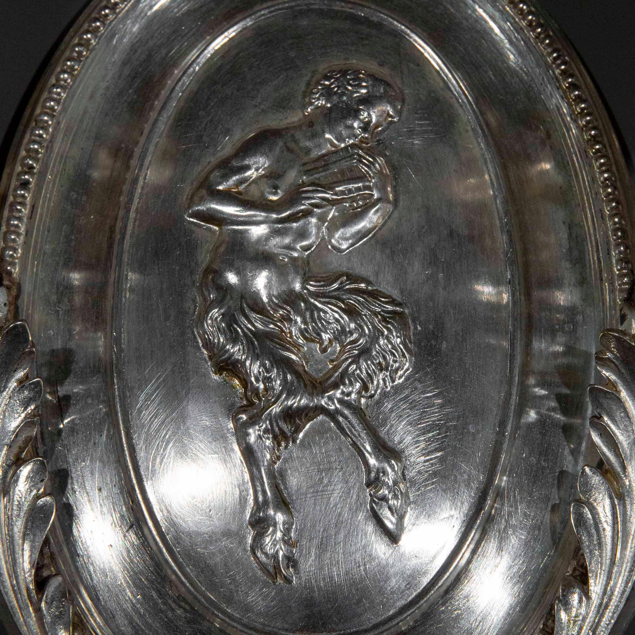 Applique in bronzo argentato dei primi del Novecento in vendita 1