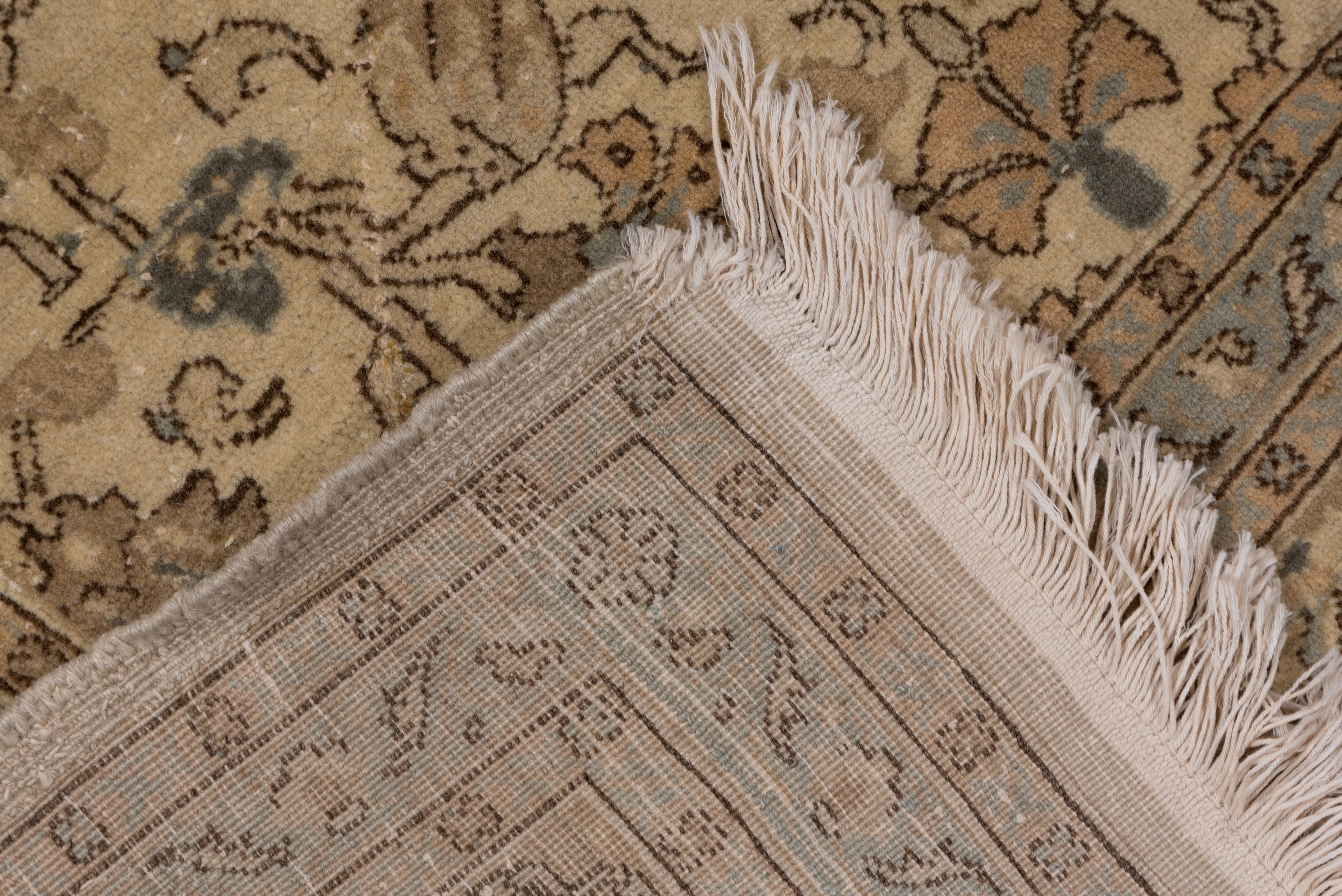 Hand-Knotted Early 20th Century Sivas Carpet For Sale