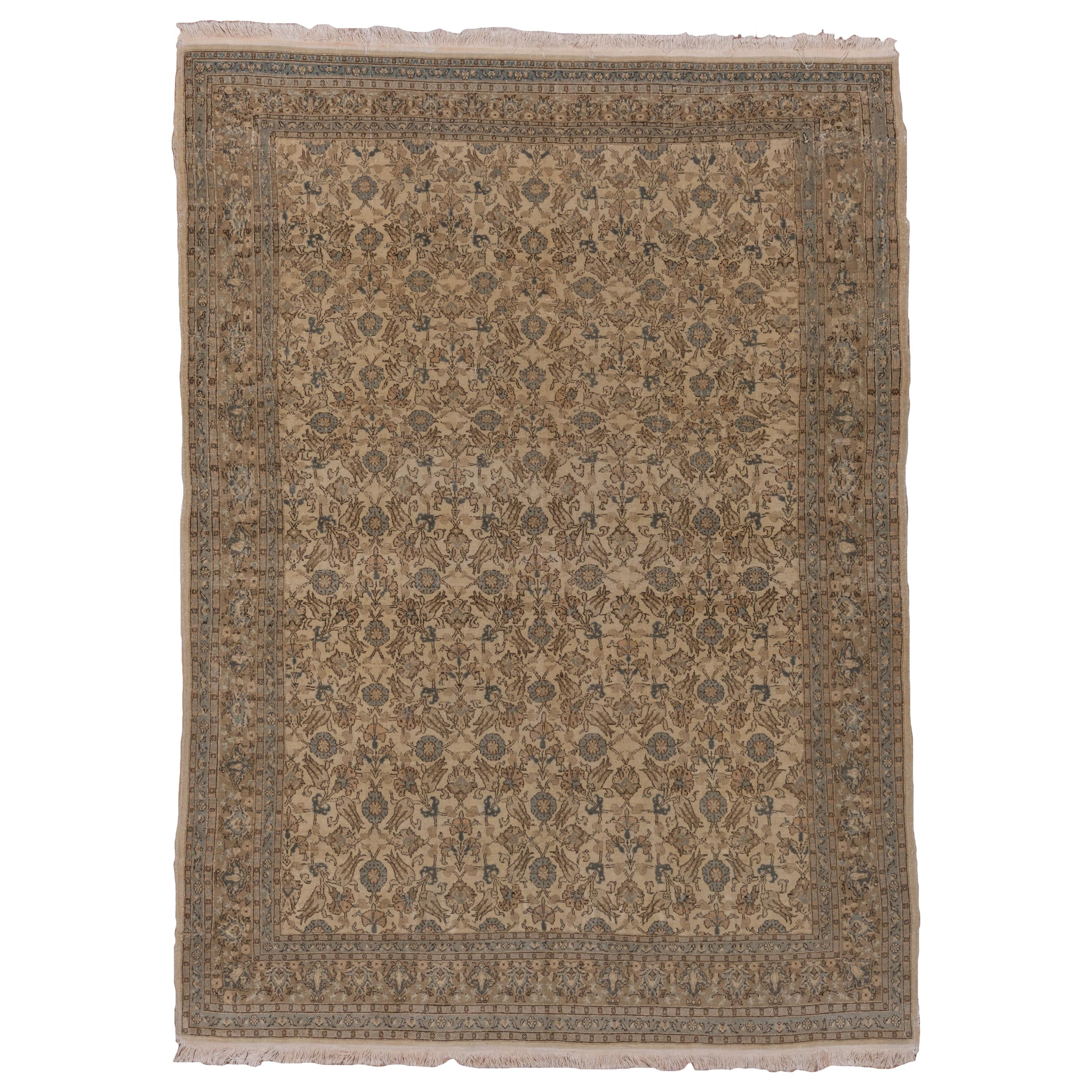 Early 20th Century Sivas Carpet For Sale