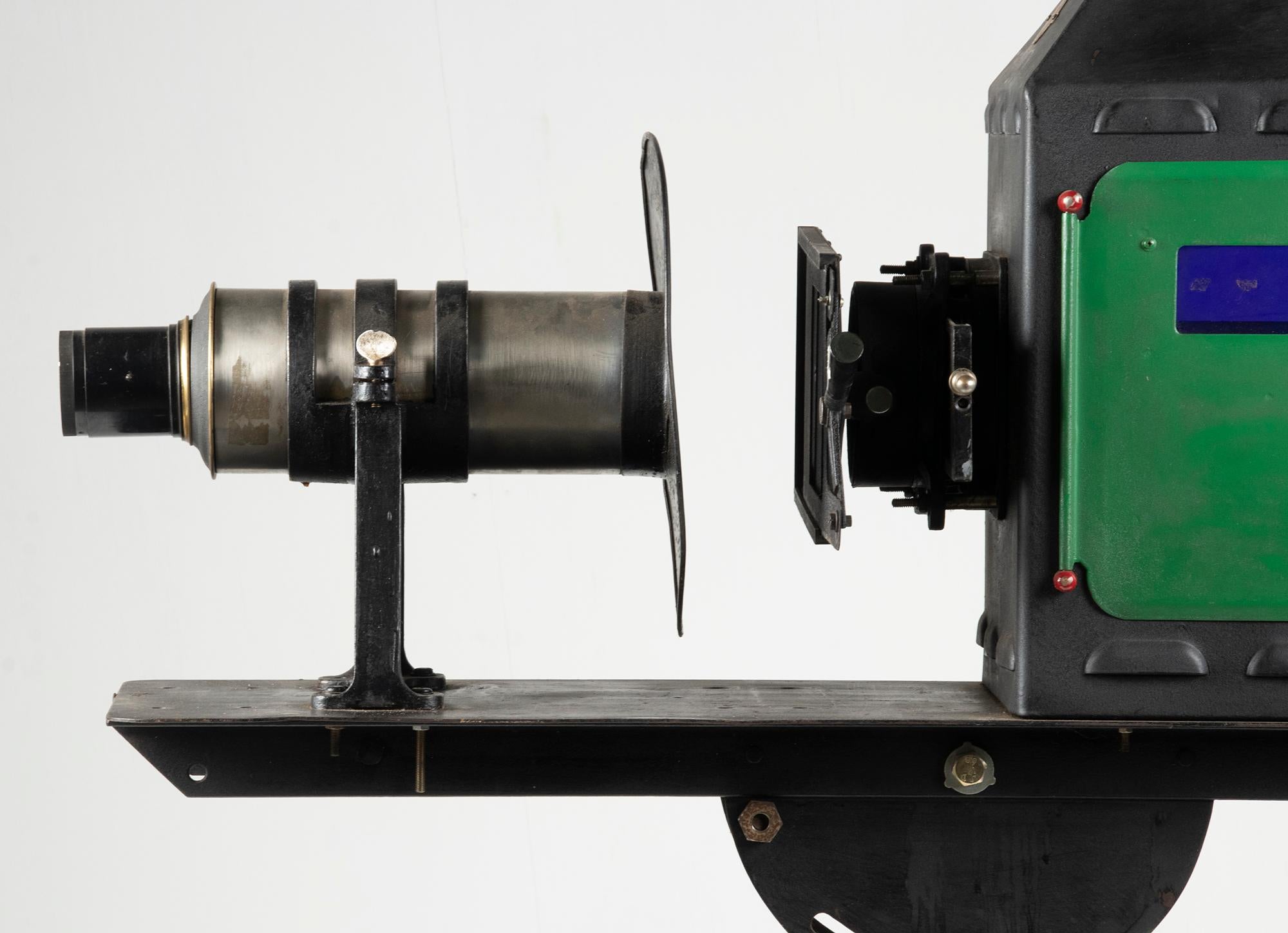 Lanterna per diapositive dei primi del Novecento, macchina fotografica con proiettore di diapositive di Premier England in vendita 8