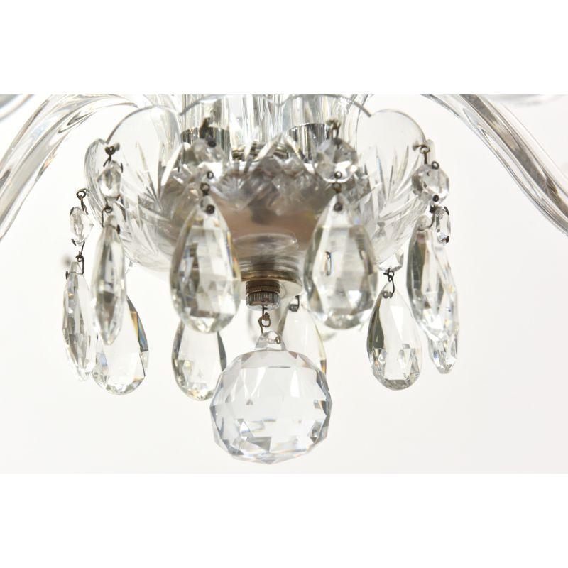 Anfang des 20. Jahrhunderts Kleiner böhmischer Kristallkronleuchter im Art-Deco-Stil (Art déco)