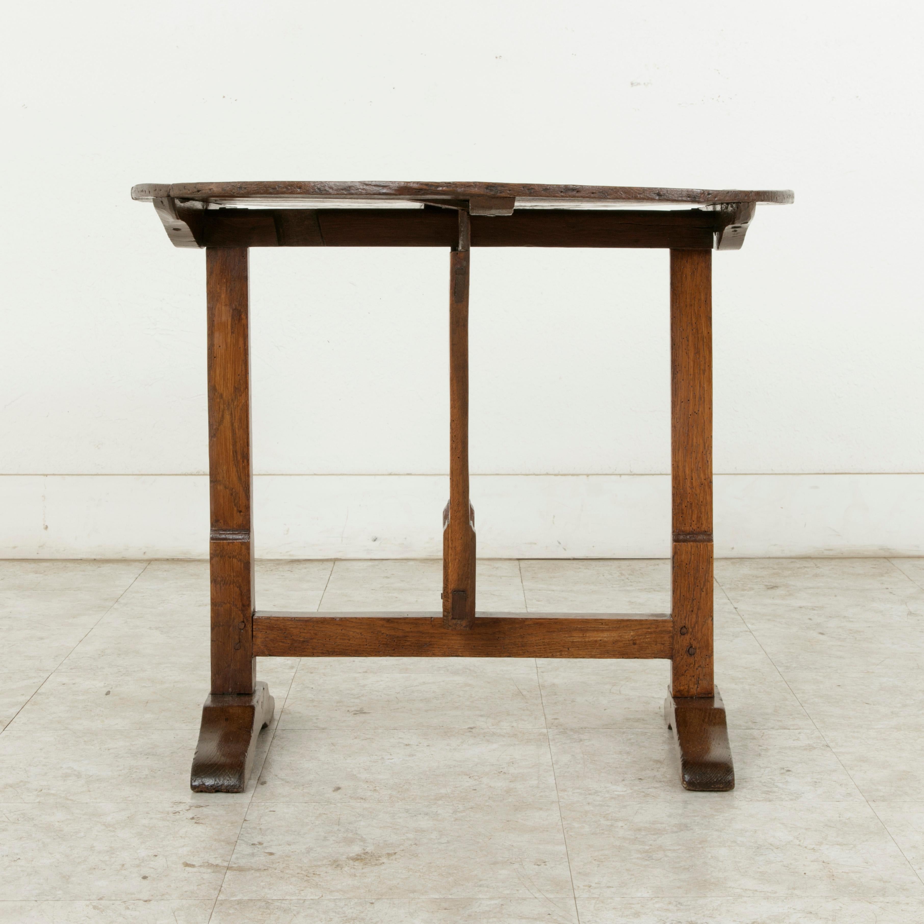 Early 20th Century Small French Oak Tilt Top Vineyard Table, Wine Tasting Table 3