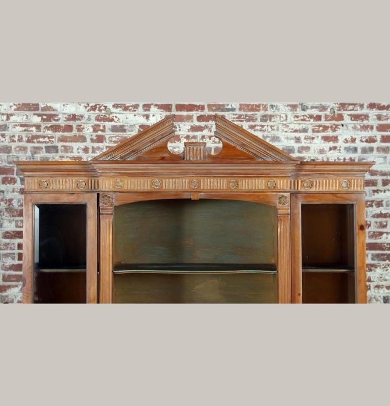 English Early 20th Century Small Georgian Style Pine Breakfront Bookcase