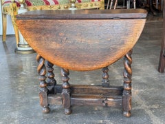 Early 20th Century Small Oak Gate Leg Table