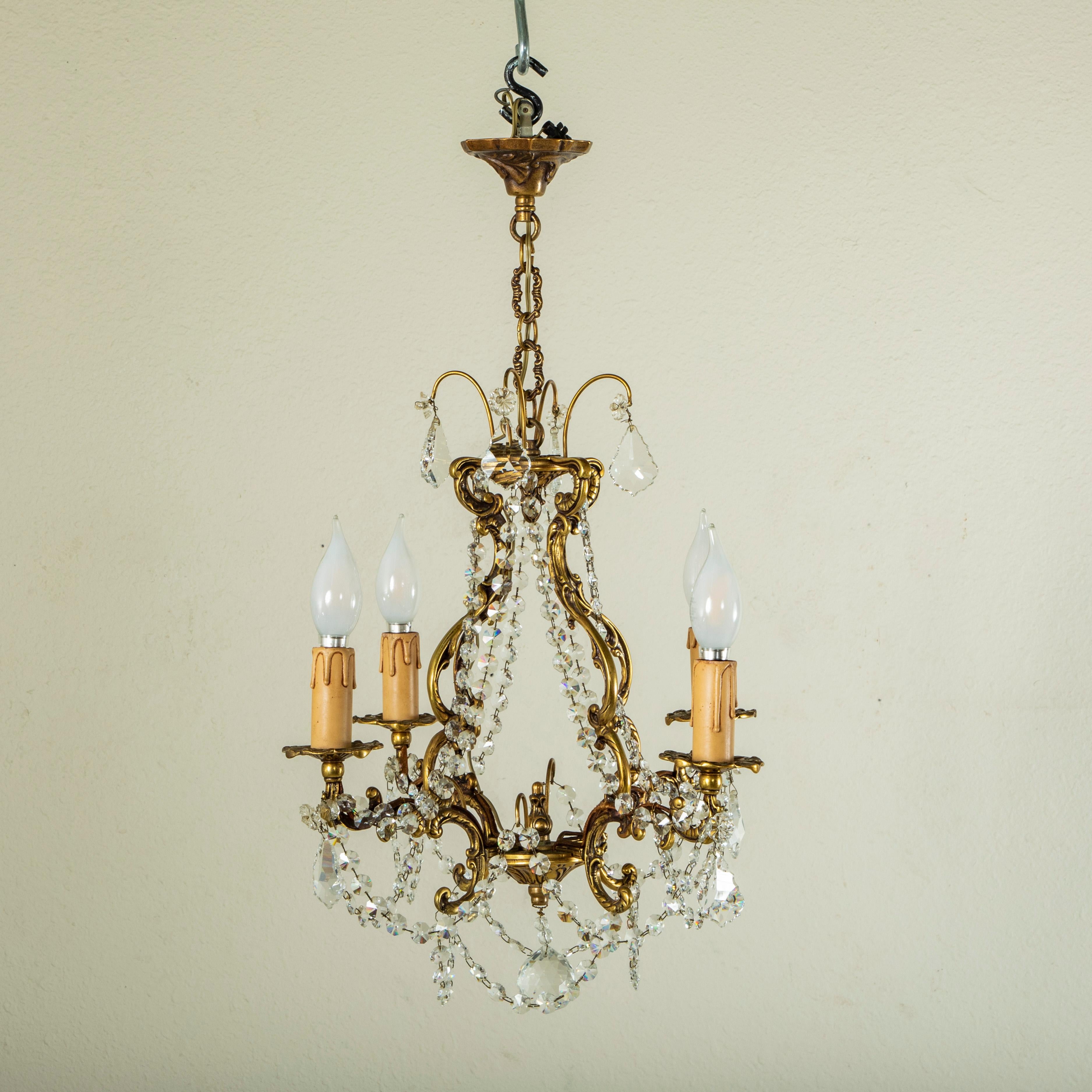 Early 20th Century Small Scale French Bronze and Strass Crystal Chandelier In Good Condition For Sale In Fayetteville, AR