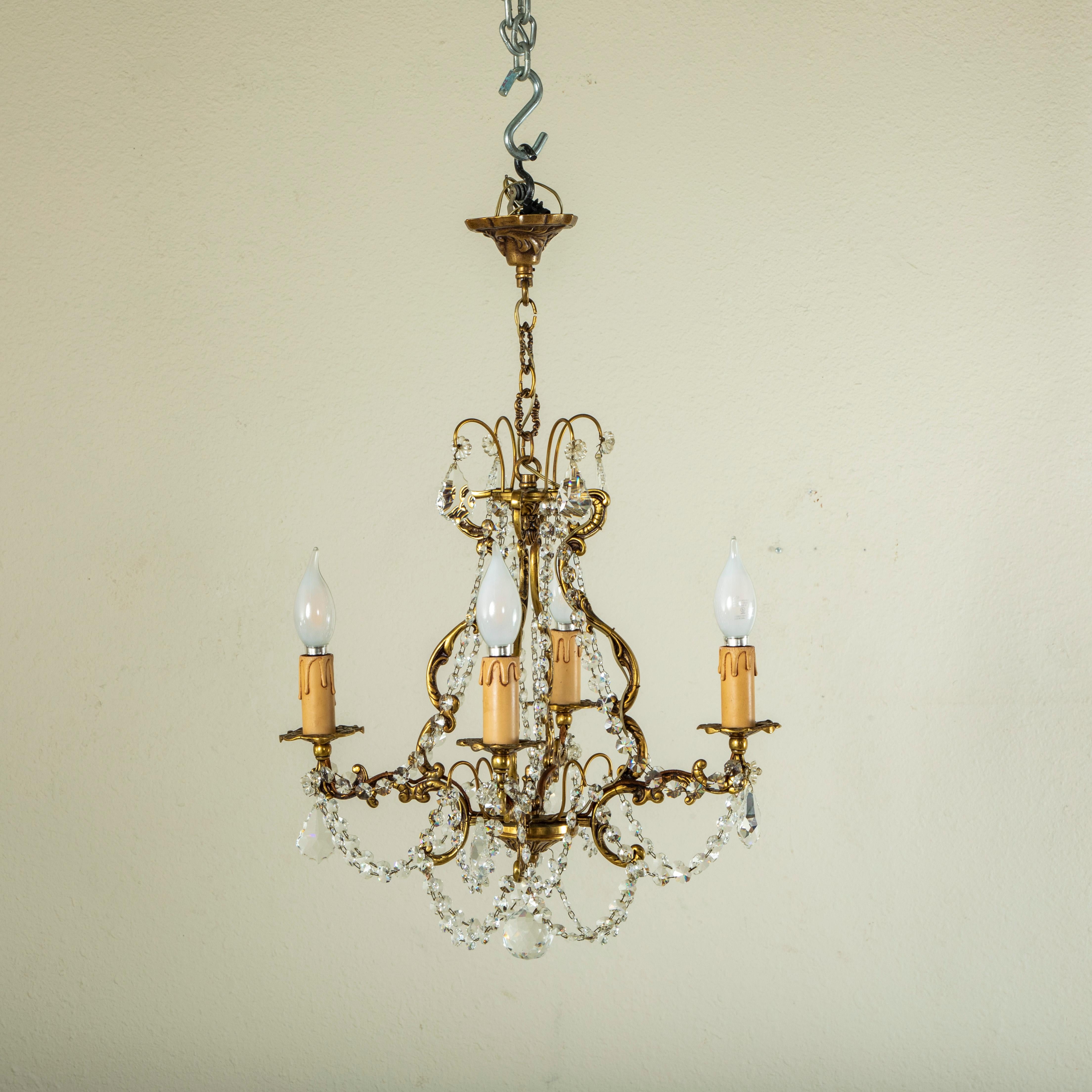 Early 20th Century Small Scale French Bronze and Strass Crystal Chandelier For Sale 1