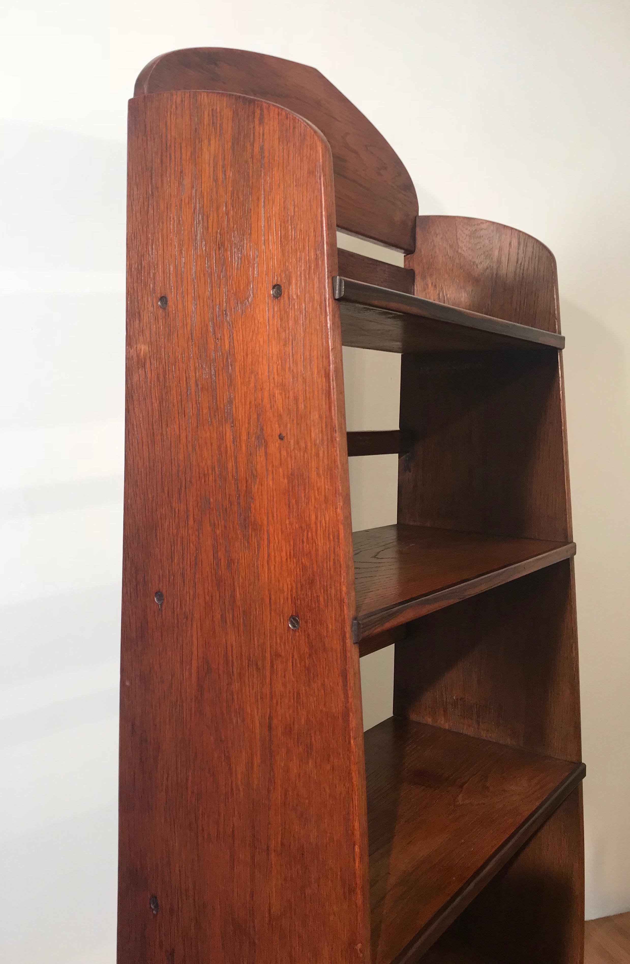 Arts and Crafts Early 20th Century Small Size Solid Oak and Macassar Arts & Crafts Open Bookcase