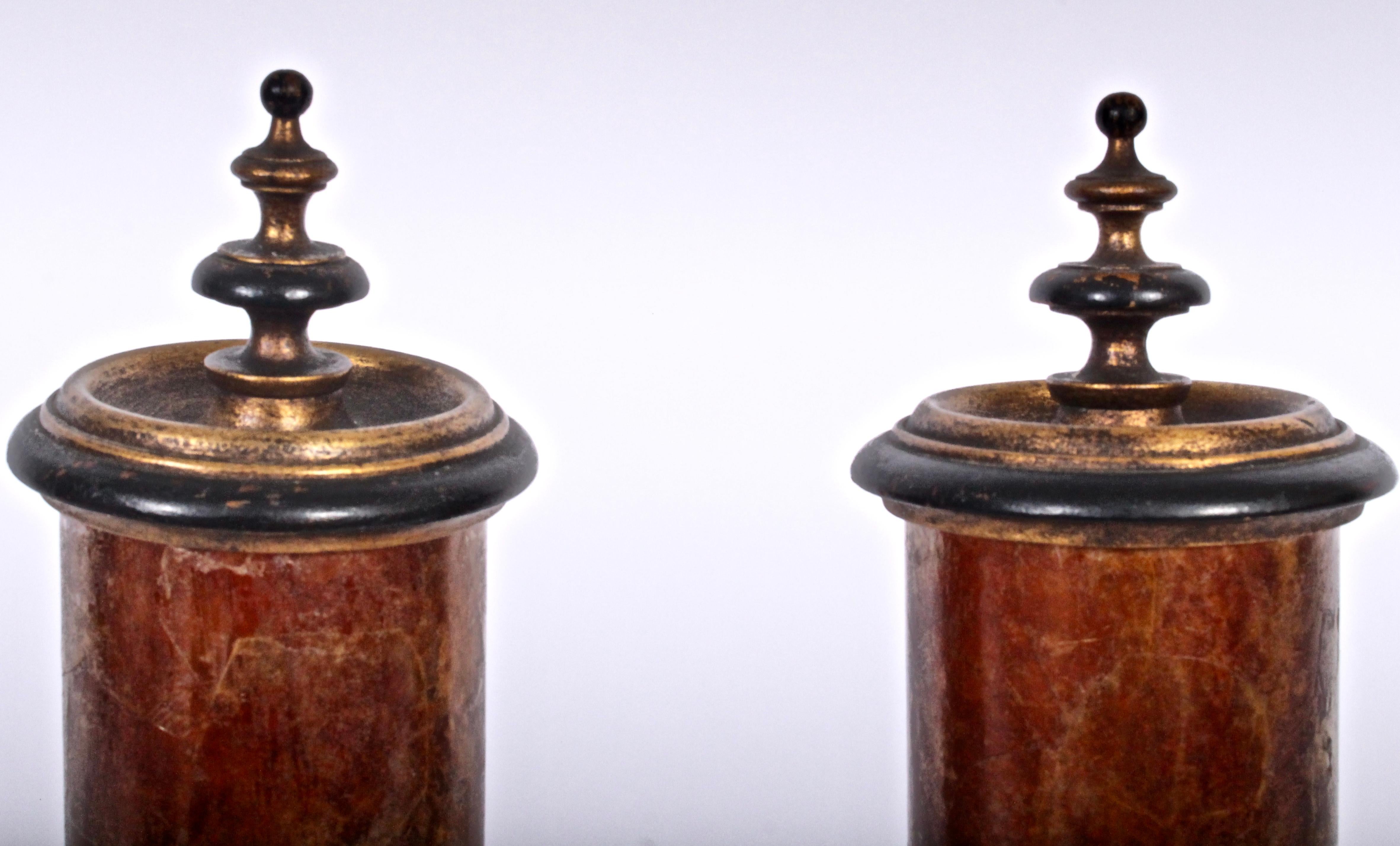 Arts and Crafts Early 20th Century Smaller Pair of Gilded Crimson Mica Shade Table Lamps For Sale