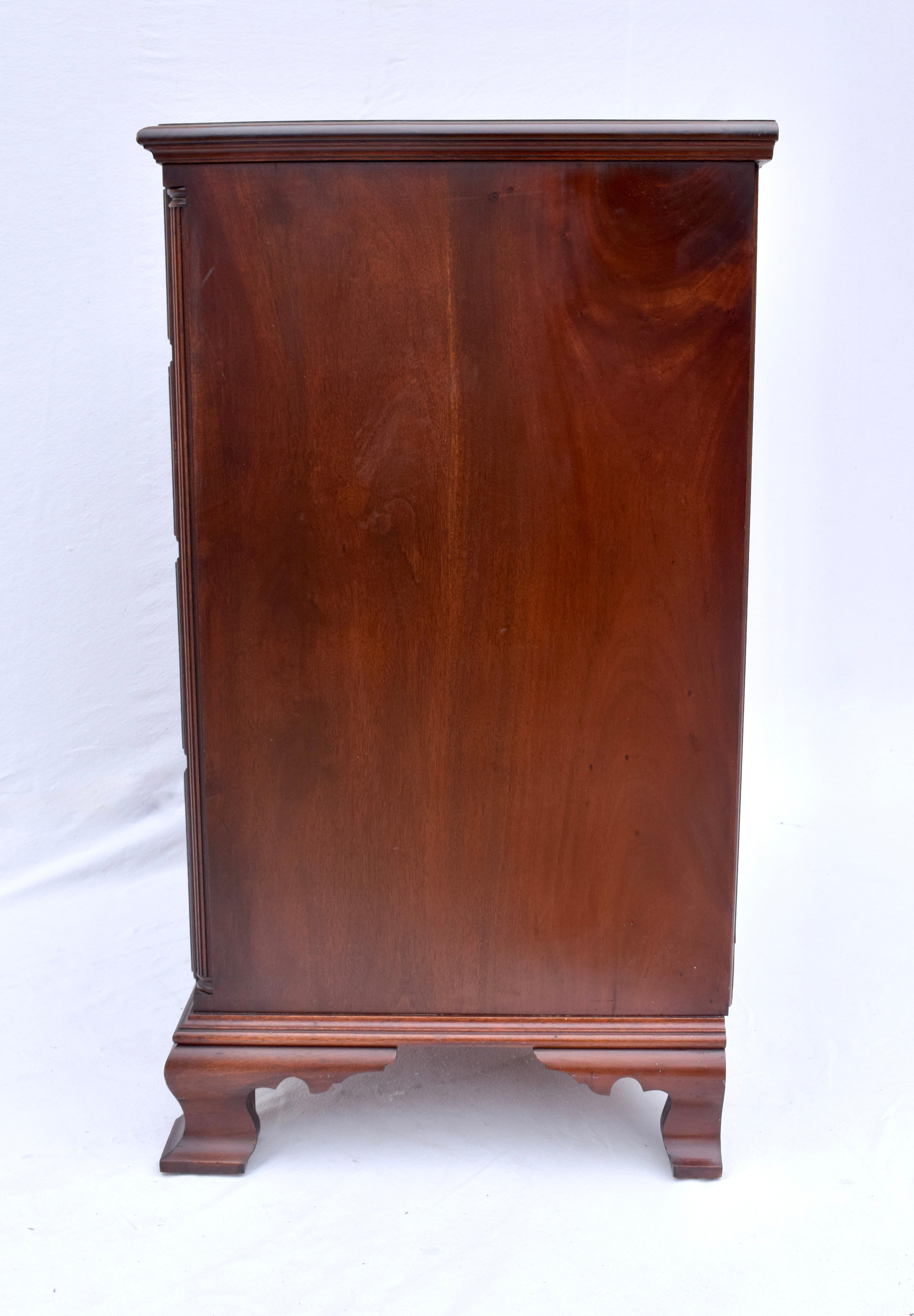Early 20th Century Solid Mahogany Chippendale Dresser 4