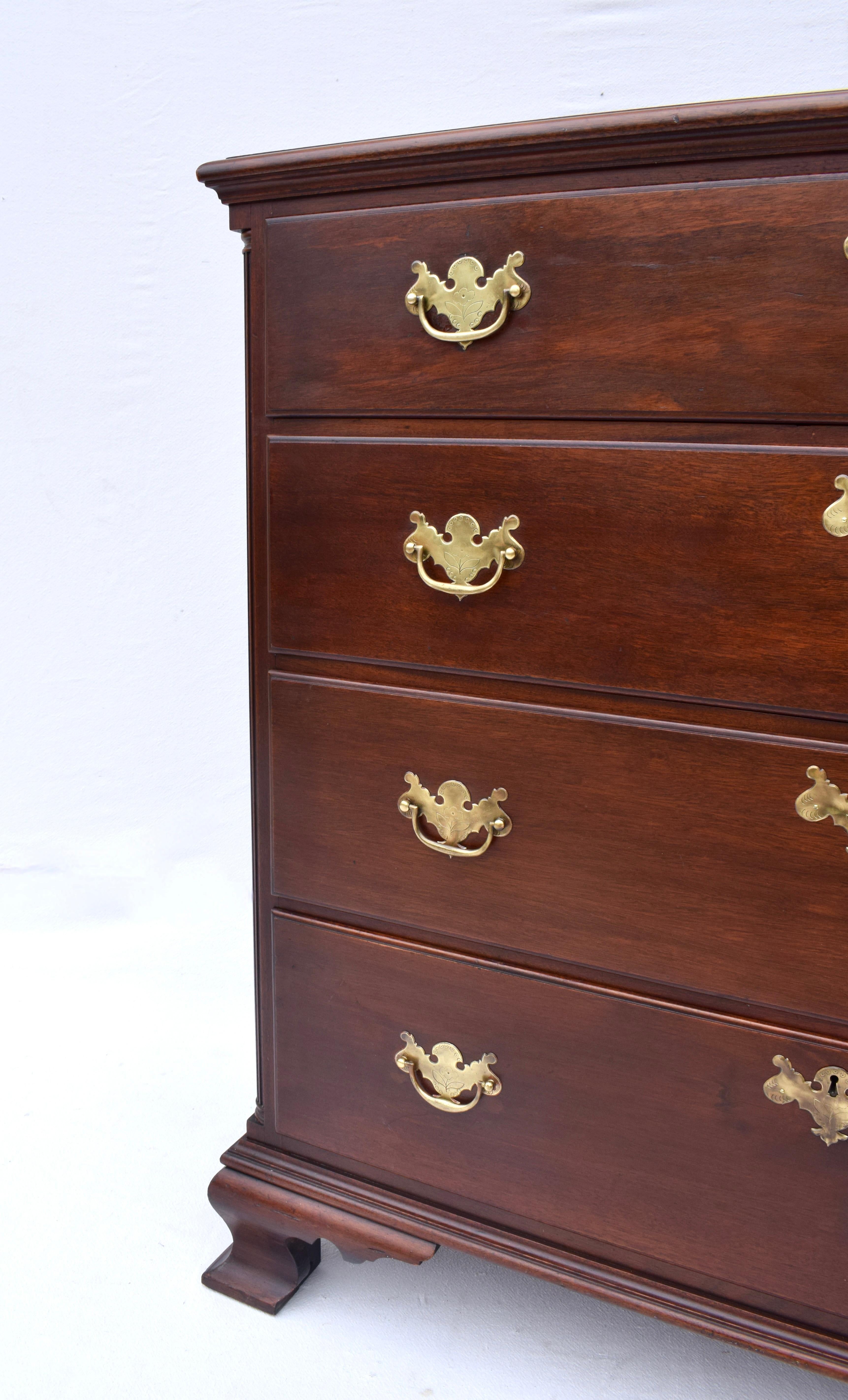 American Early 20th Century Solid Mahogany Chippendale Dresser