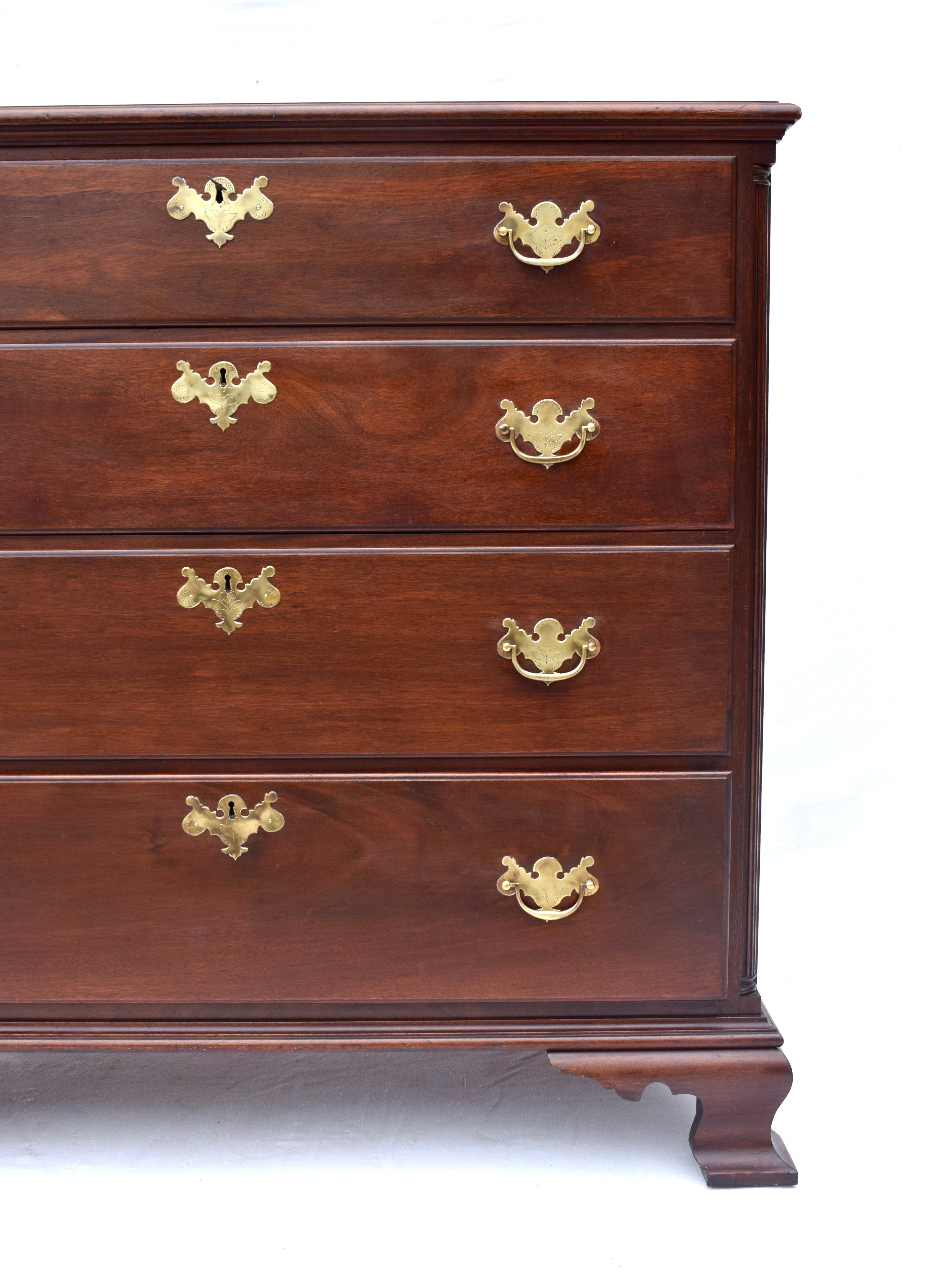 Early 20th Century Solid Mahogany Chippendale Dresser 2