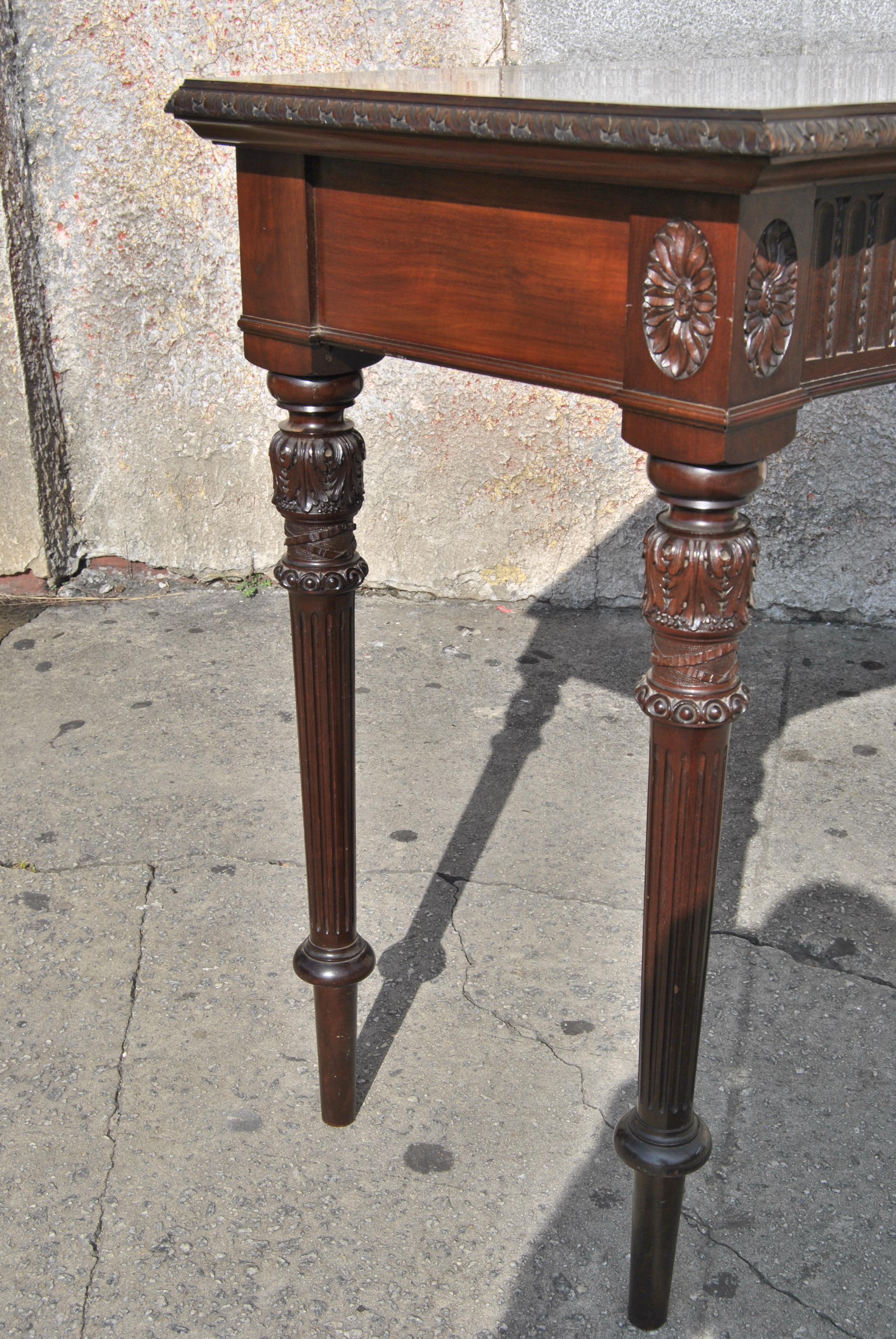 Early 20th Century Solid Mahogany English Hall Table / Sideboard 4