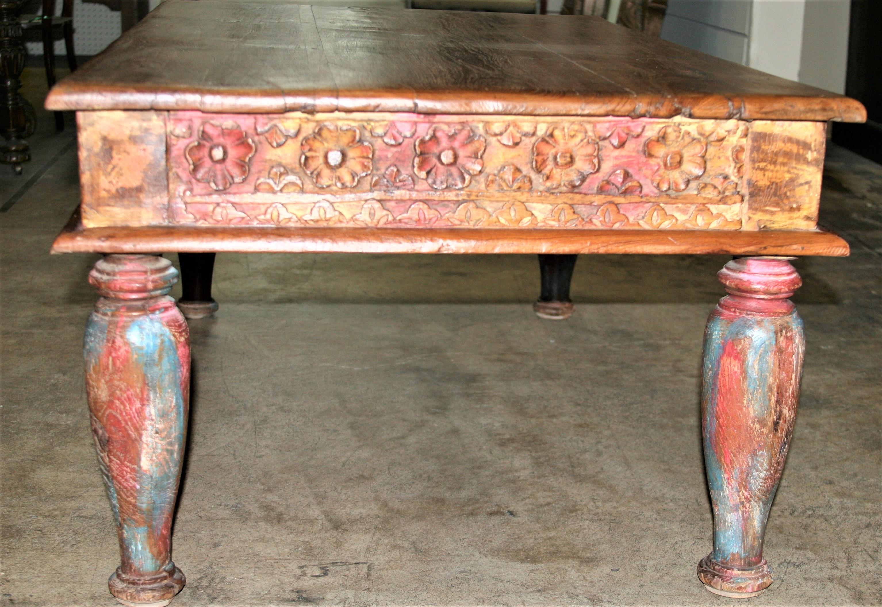 Hand-Crafted Early 20th Century Solid Teak Wood Highly Carved Coffee Table For Sale