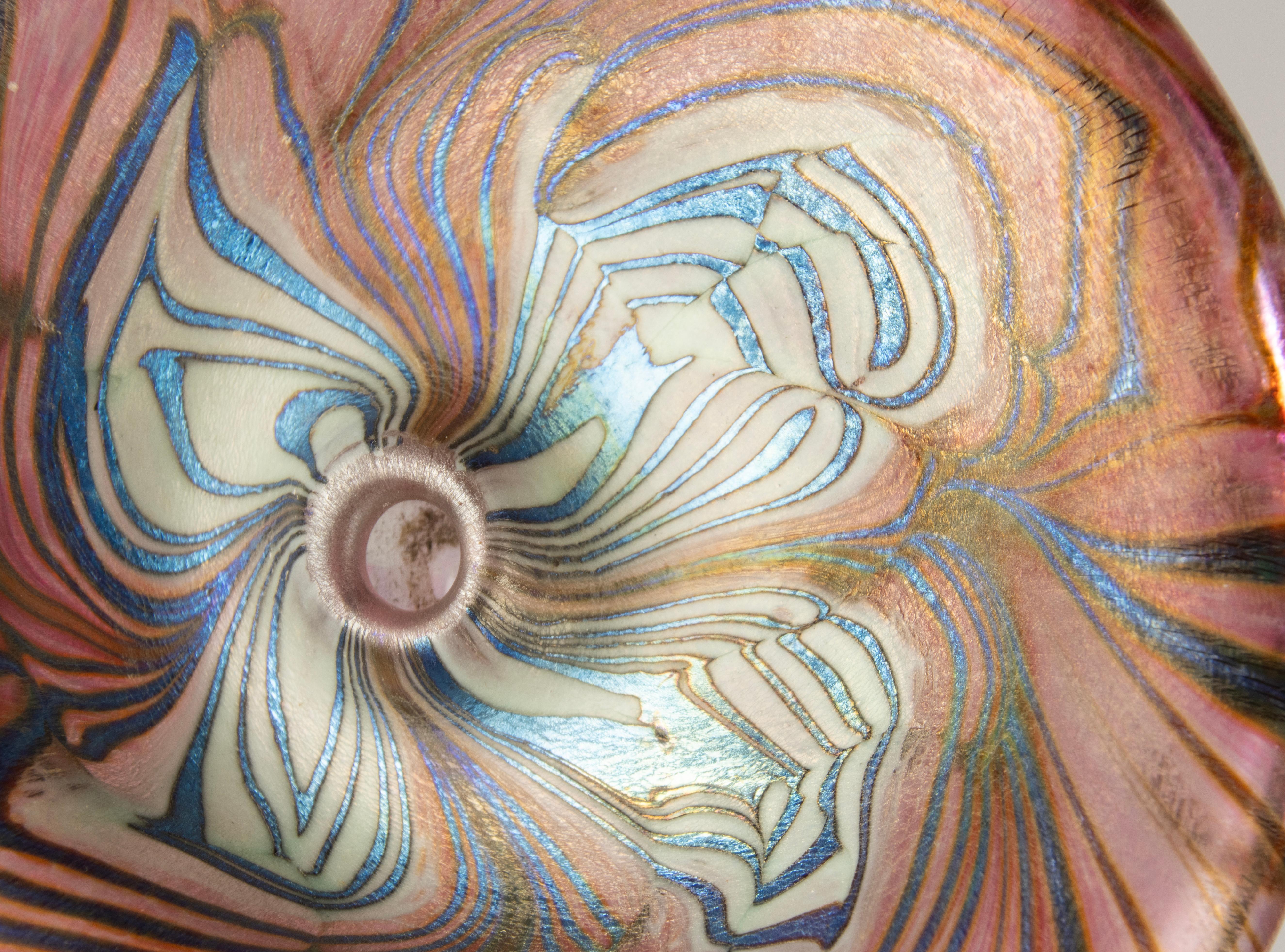 Early 20th Century Soliflore Vase - Art Nouveau Iridescent Glas For Sale 4