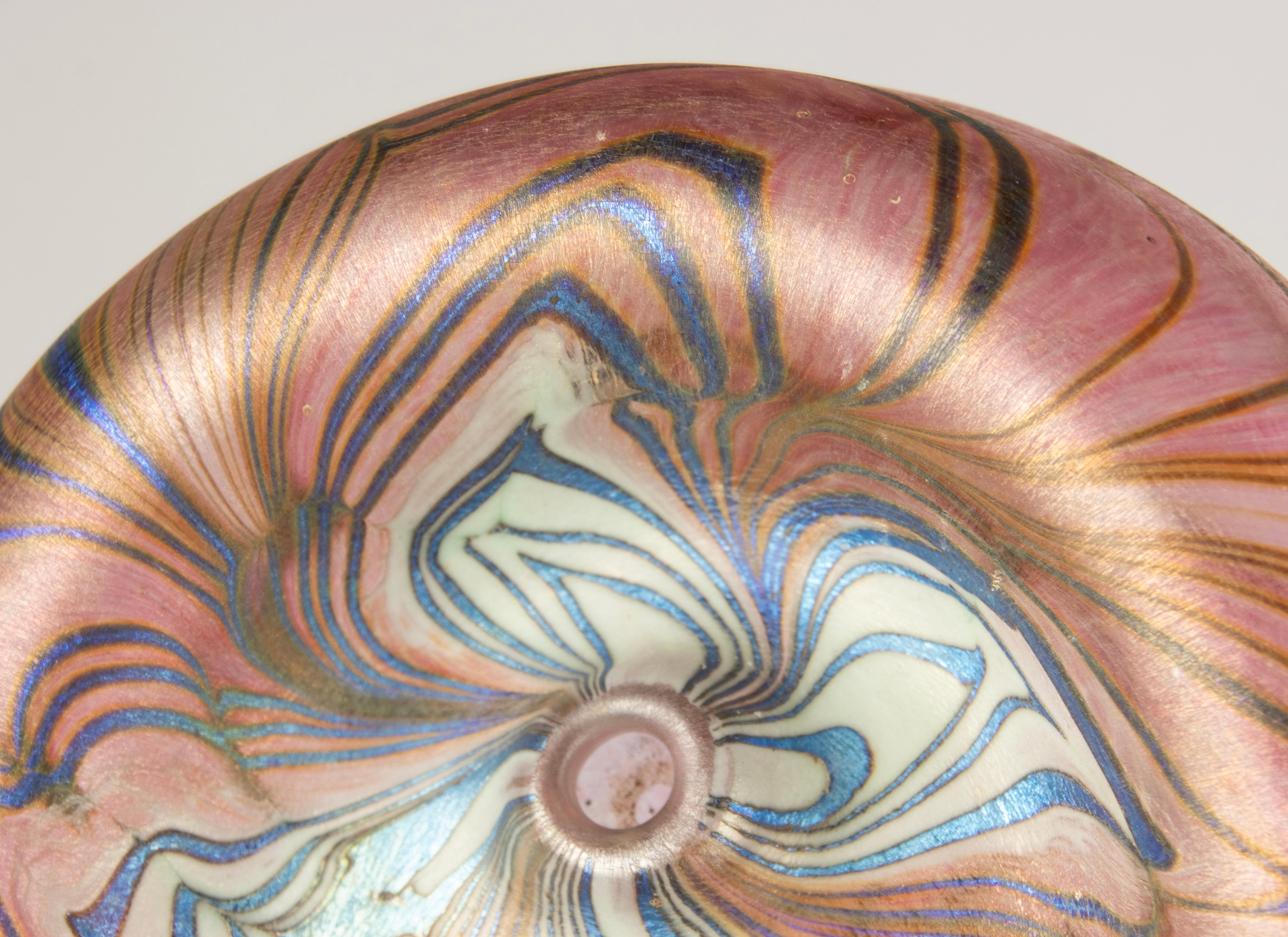 Early 20th Century Soliflore Vase - Art Nouveau Iridescent Glas For Sale 1