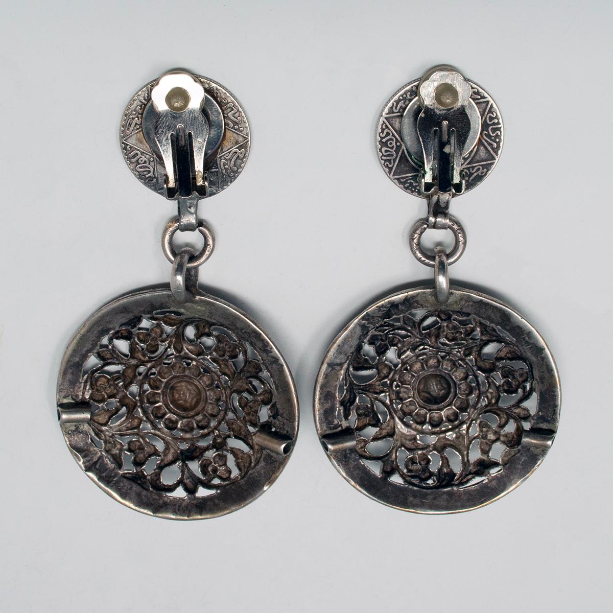 Early 20th Century South Indian Silver Charm Earrings by Jewels In Good Condition For Sale In Point Richmond, CA