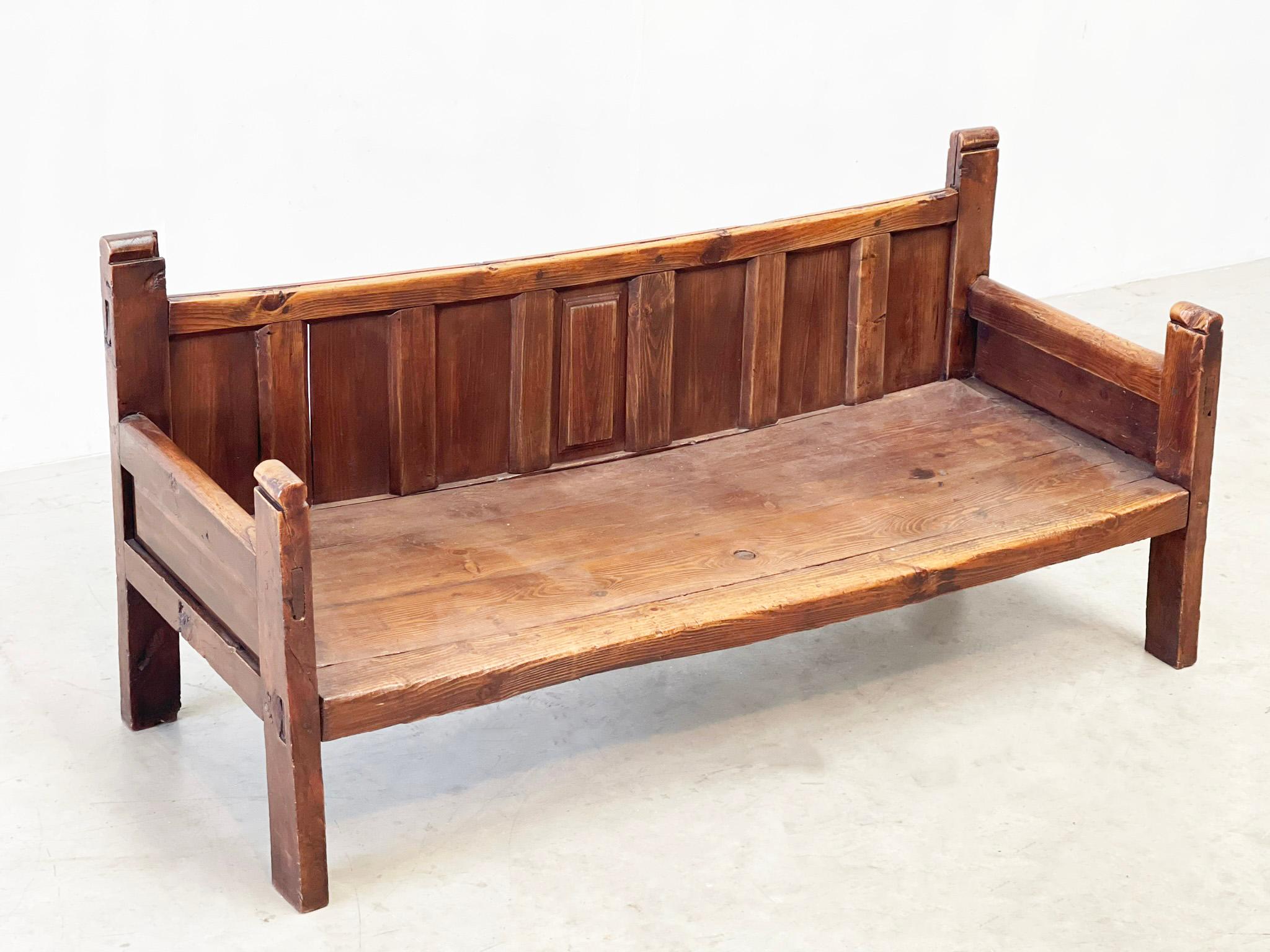 Early 20th century Spanish bench For Sale 3