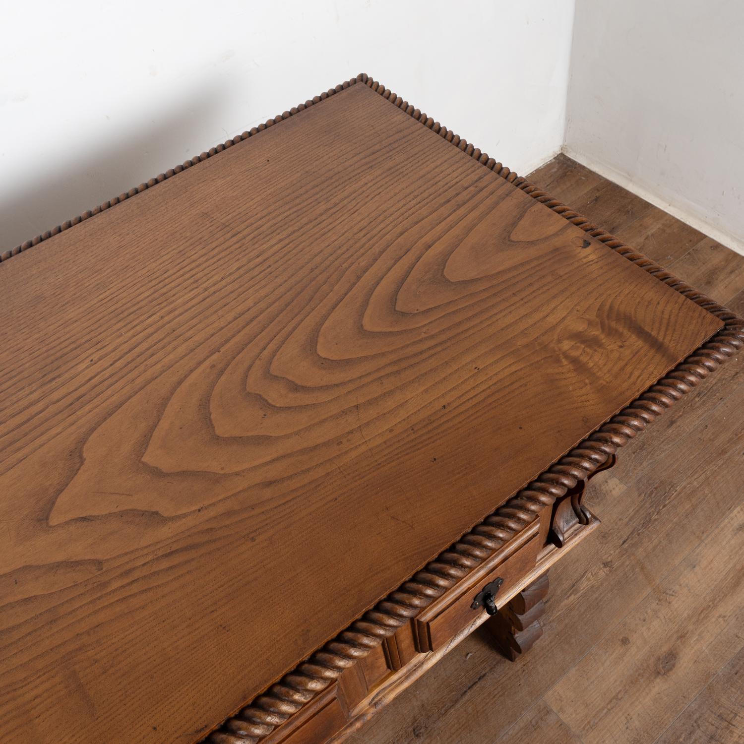 Early 20th Century Spanish Carved Oak Console Table with Two Drawers For Sale 4