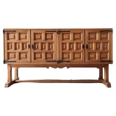 Early 20th Century Spanish Carved Wooden Credenza