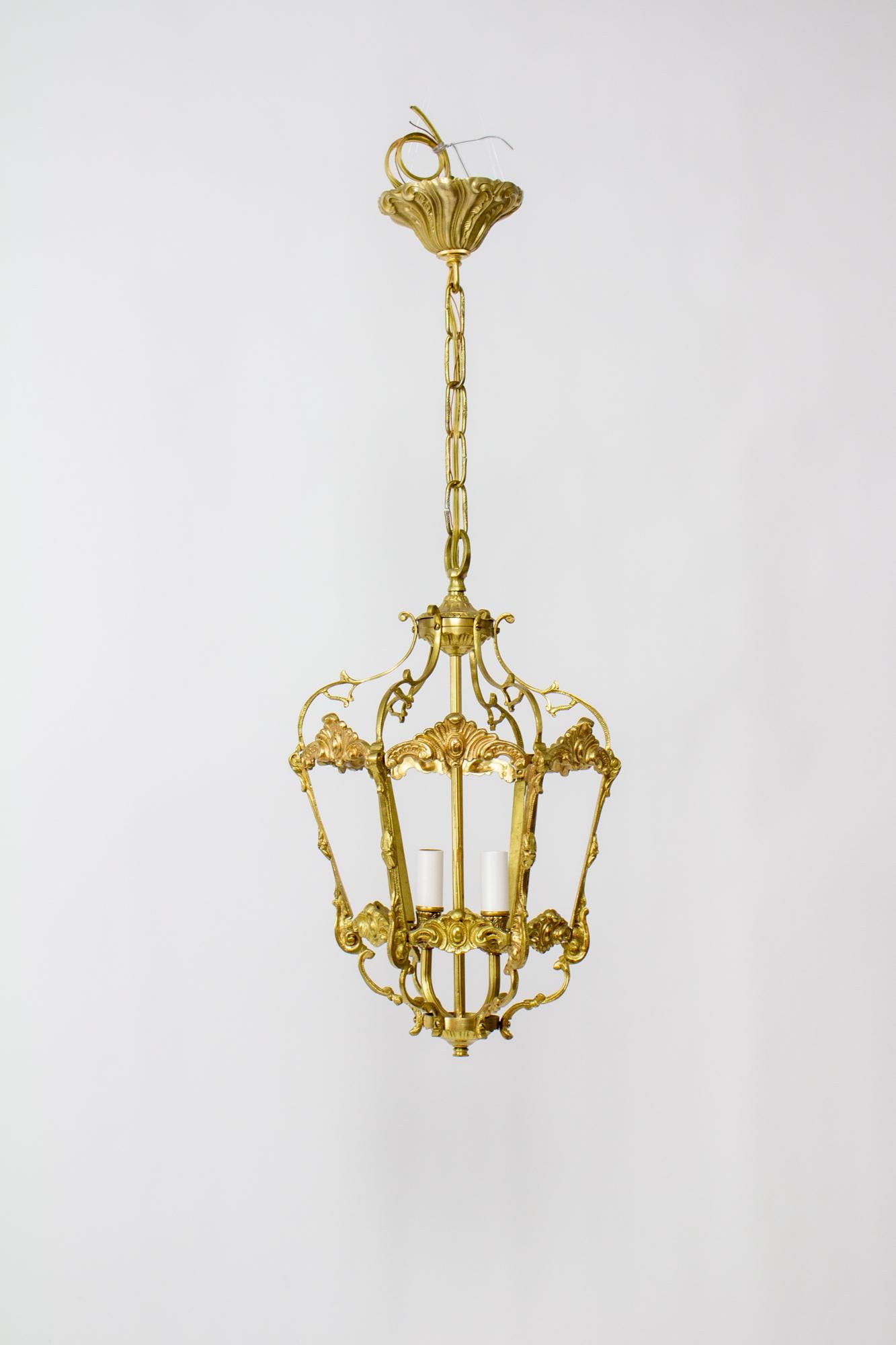 Early 20th Century Spanish Cast Brass Lantern In Good Condition For Sale In Canton, MA