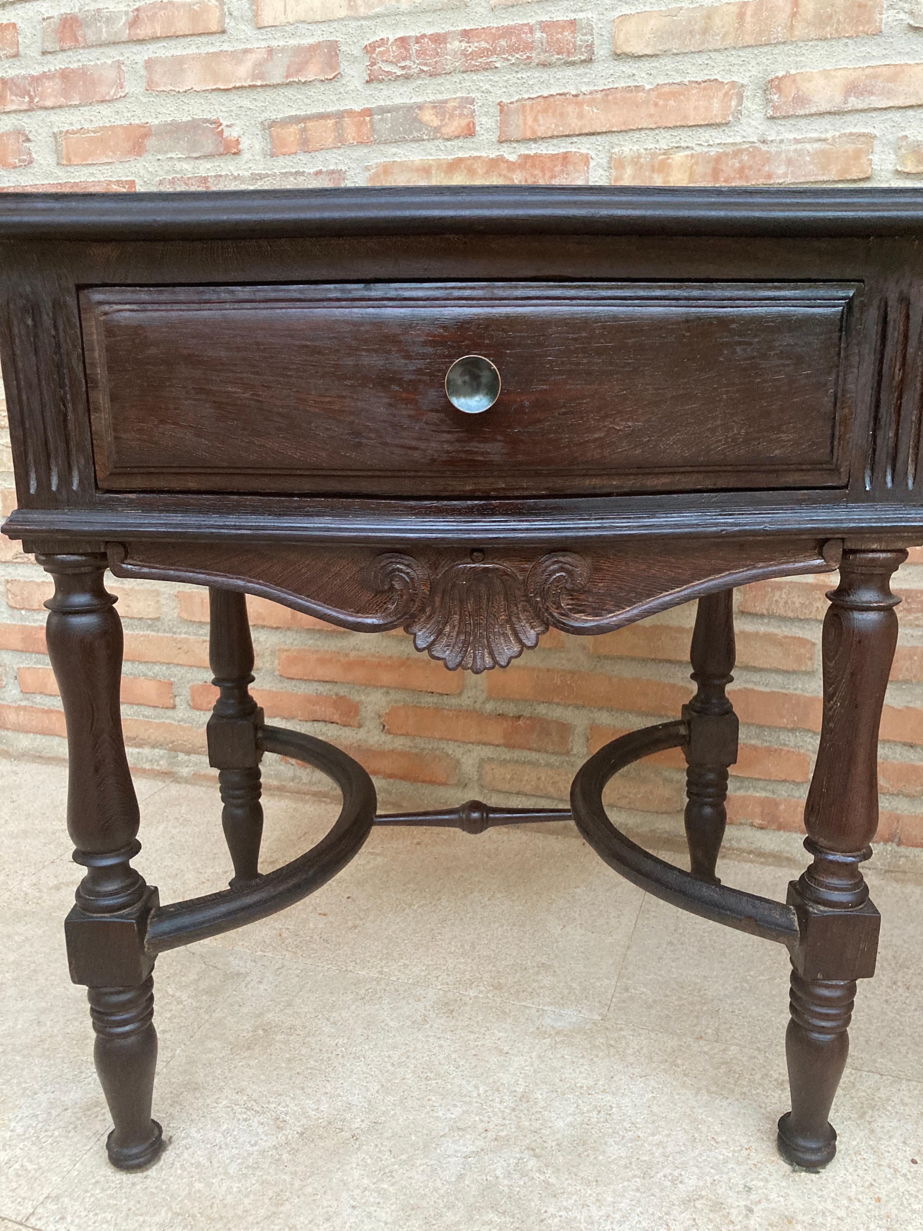 Early 20th Century Spanish Chestnut Nightstands with One Drawer and Metal Hardwa 11