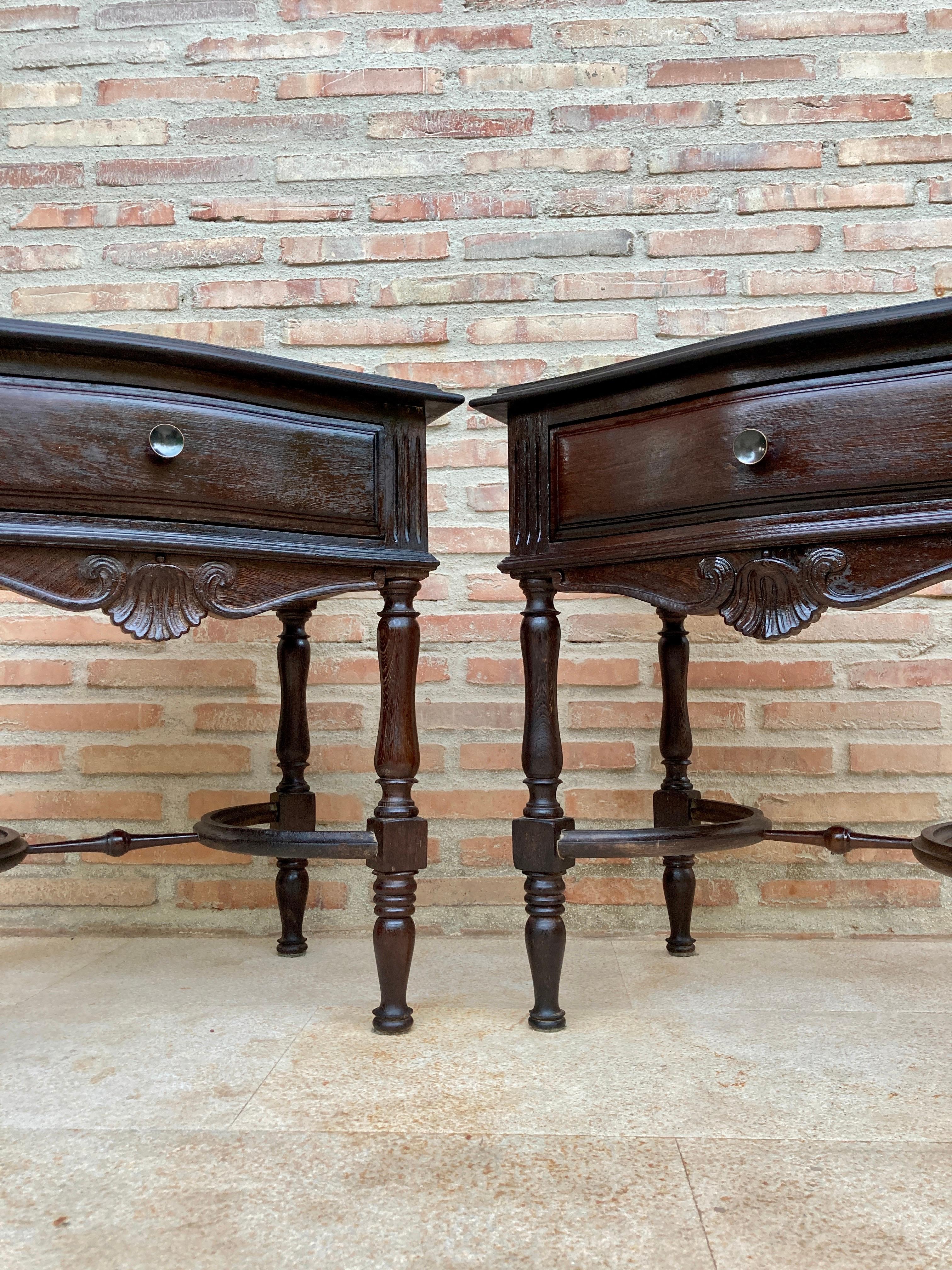 Early 20th Century Spanish Chestnut Nightstands with One Drawer and Metal Hardwa 2