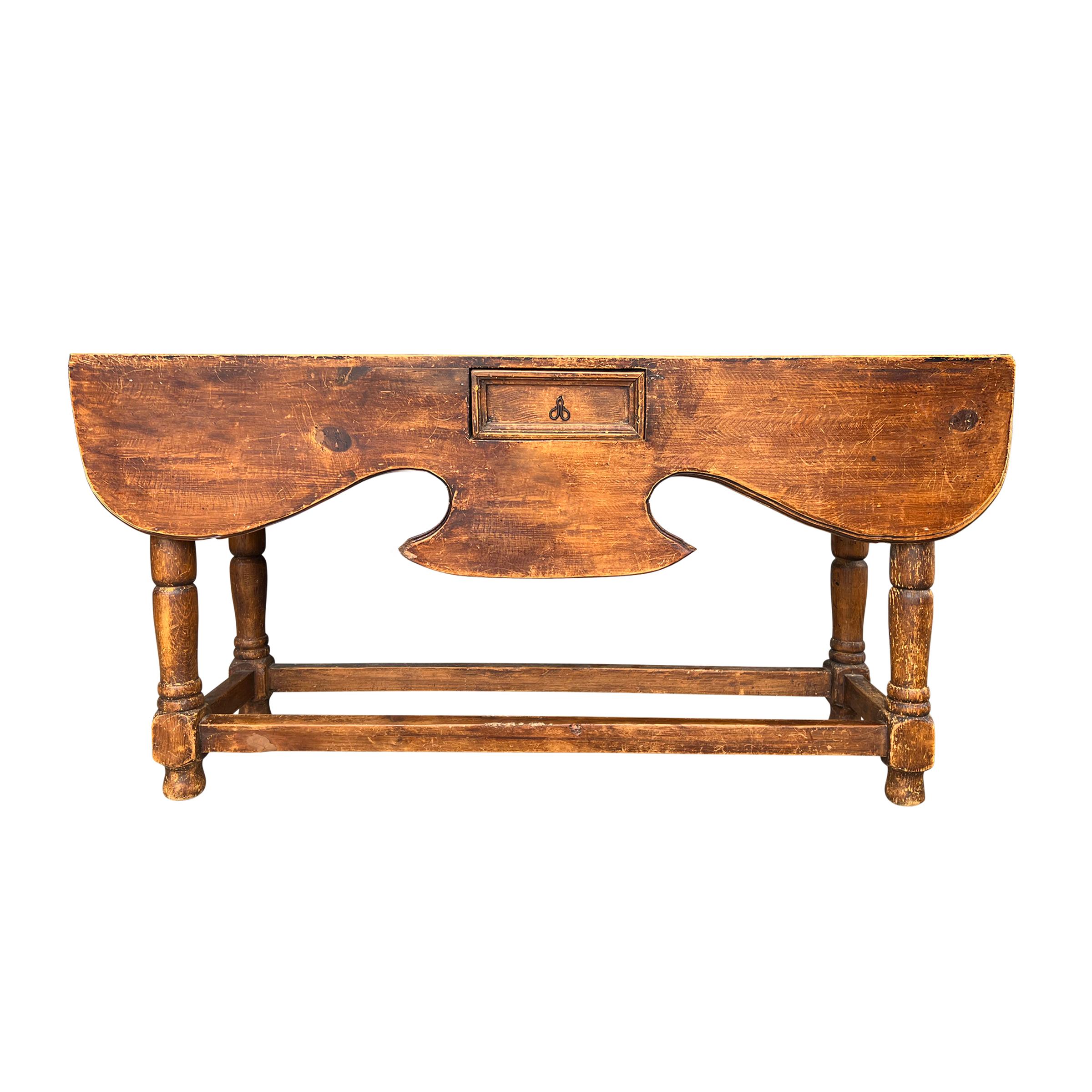 Early 20th Century Spanish Colonial Console Table In Good Condition In Chicago, IL