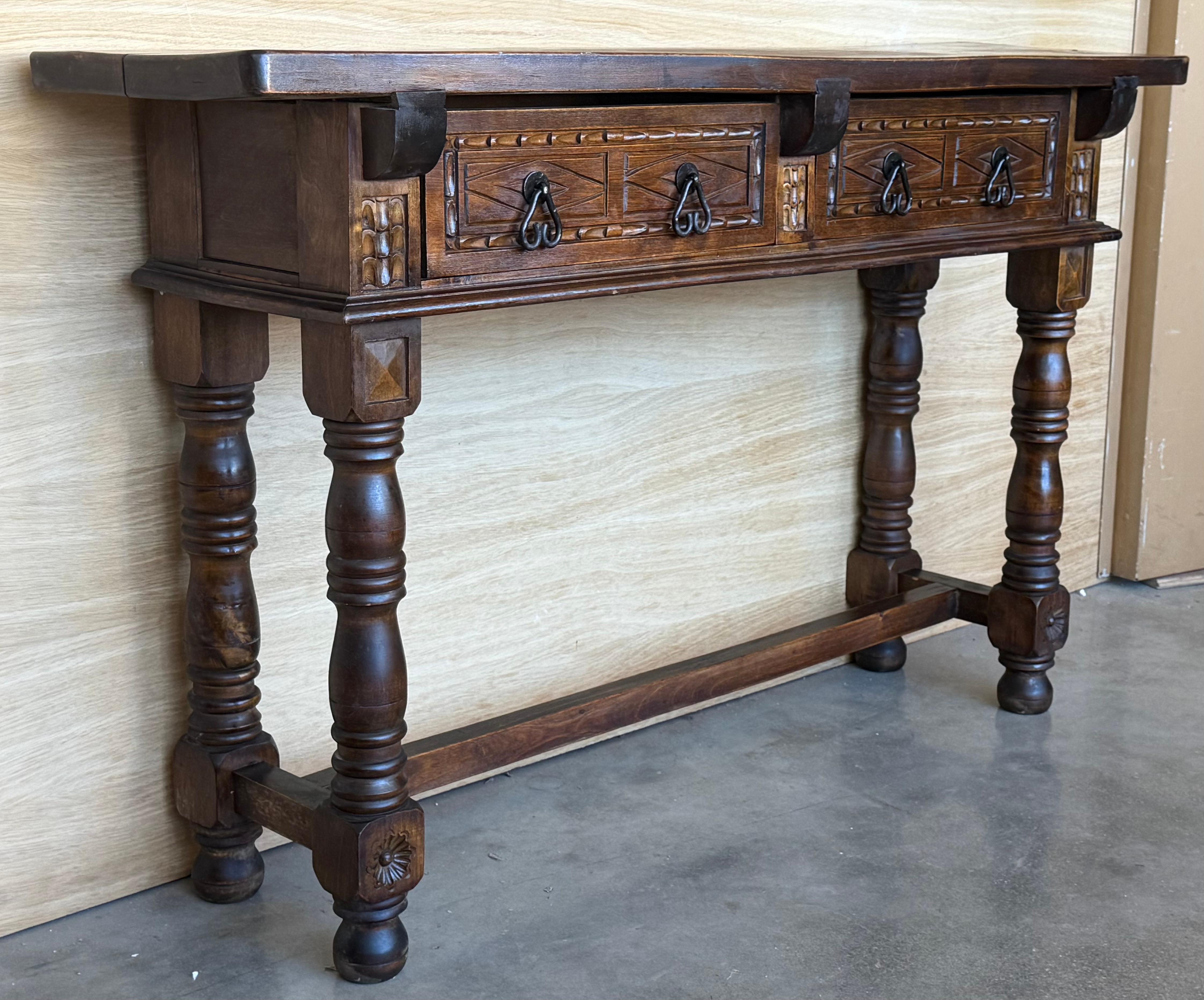 19th Century Early 20th Century Spanish Console Table with 2 Drawers and Turned Legs For Sale