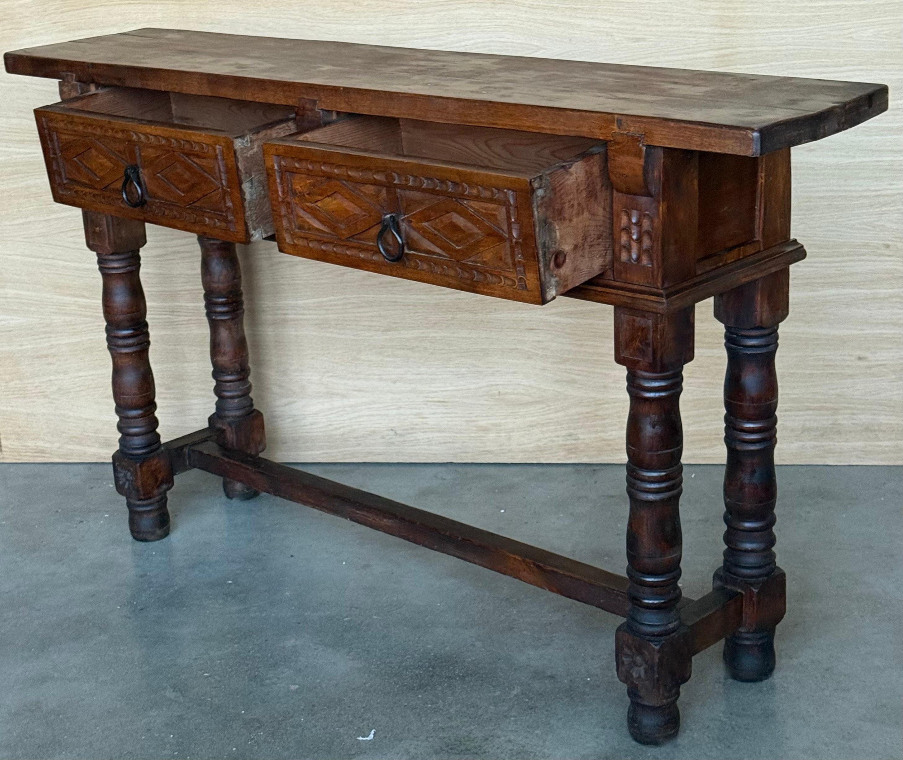 Early 20th Century Spanish Console Table with 2 Drawers and Turned Legs 1