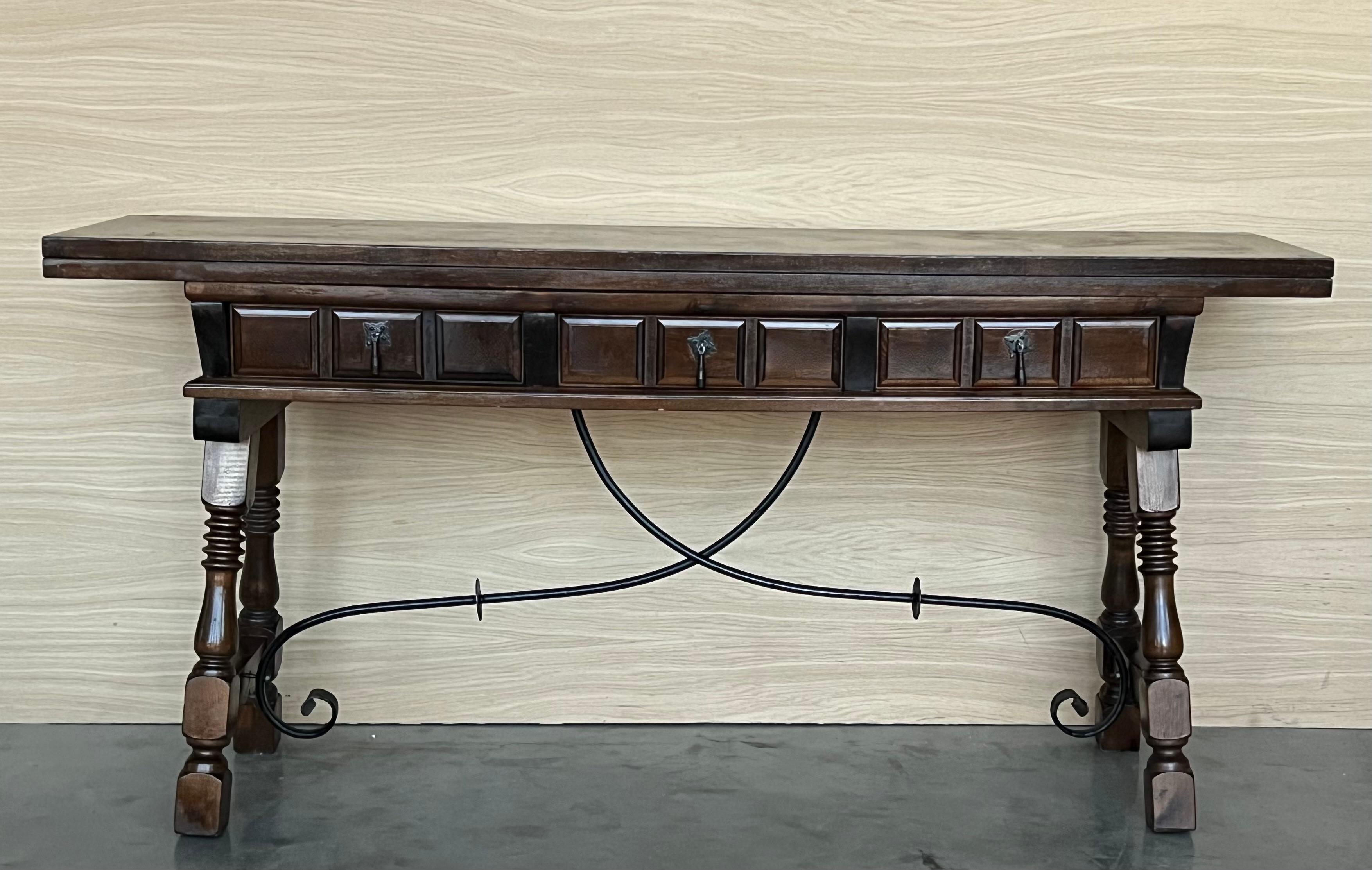 Early 20th Century Spanish Fold Out Console Table with Iron Stretcher & 3 Drawer In Good Condition For Sale In Miami, FL