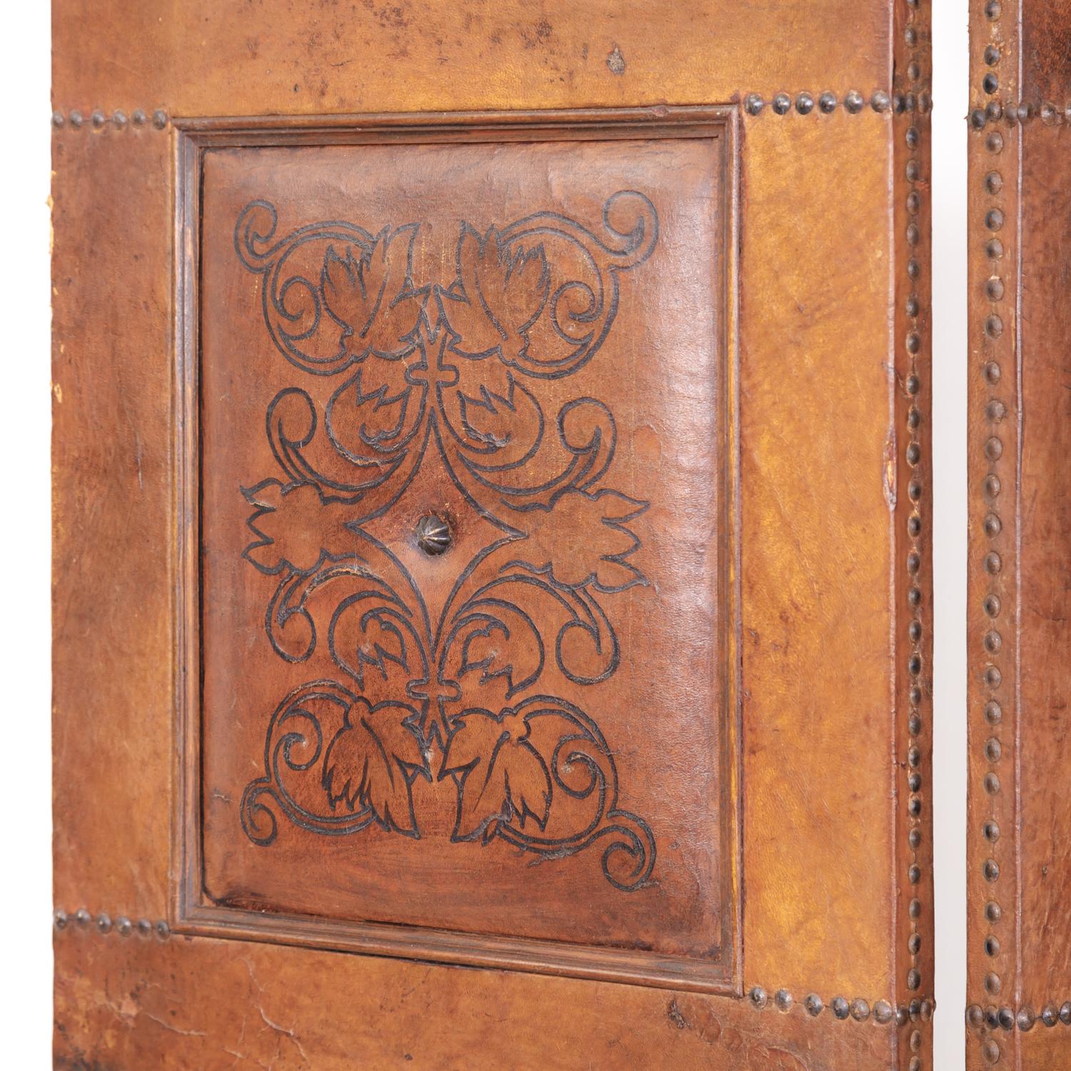 Early 20th Century Spanish Four-Panel Hand Embossed Leather Dividing Screen 4