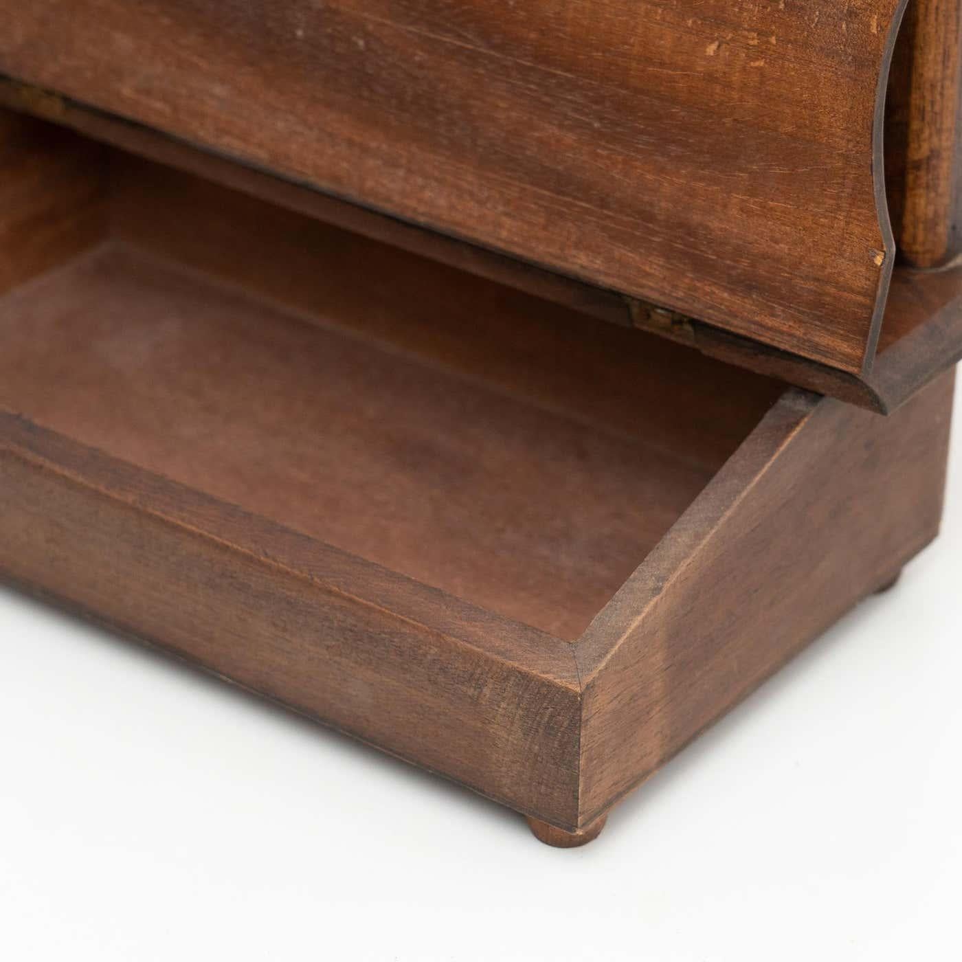 Début du 20e siècle, miroir de commode espagnol fait à la main en vente 10