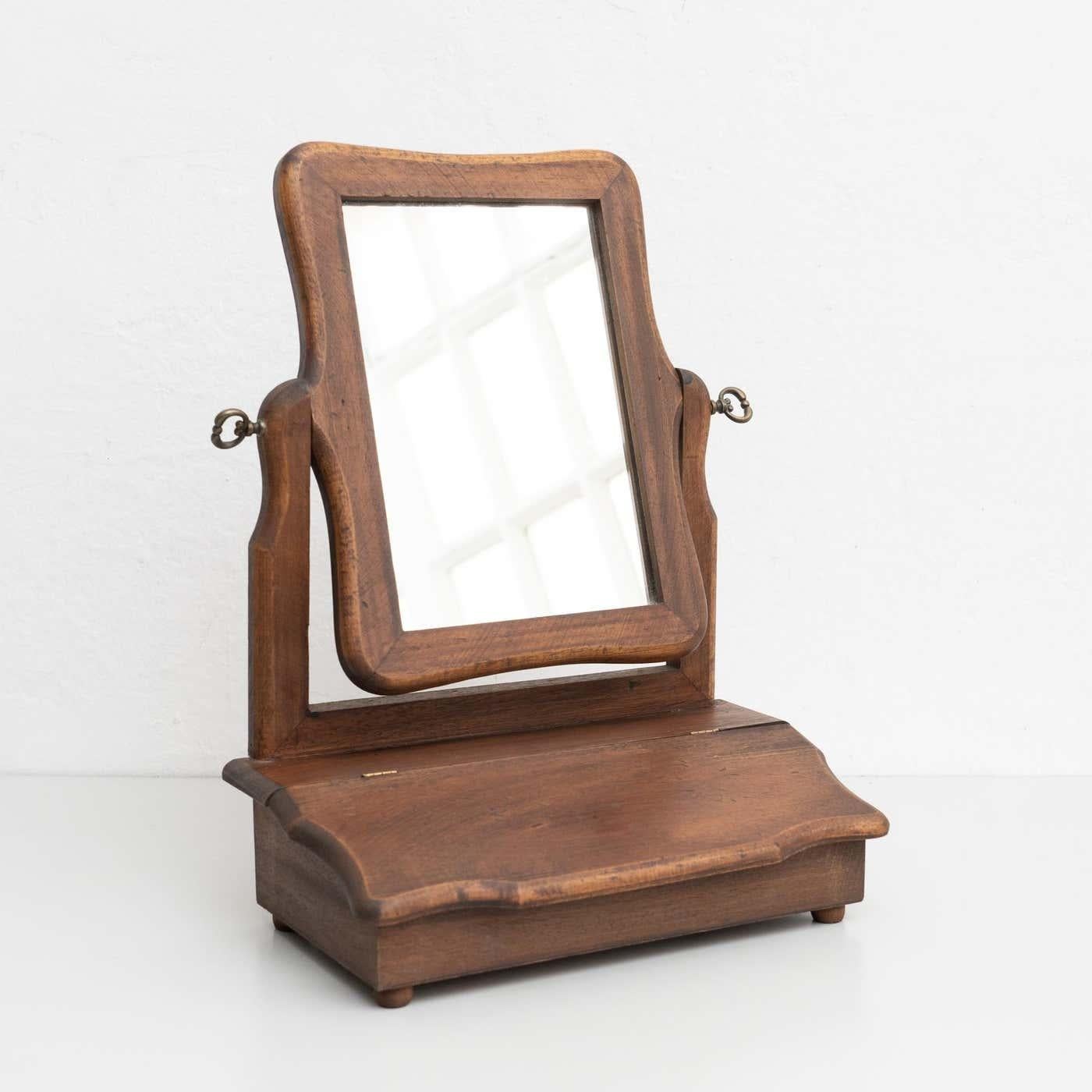 Espagnol Début du 20e siècle, miroir de commode espagnol fait à la main en vente