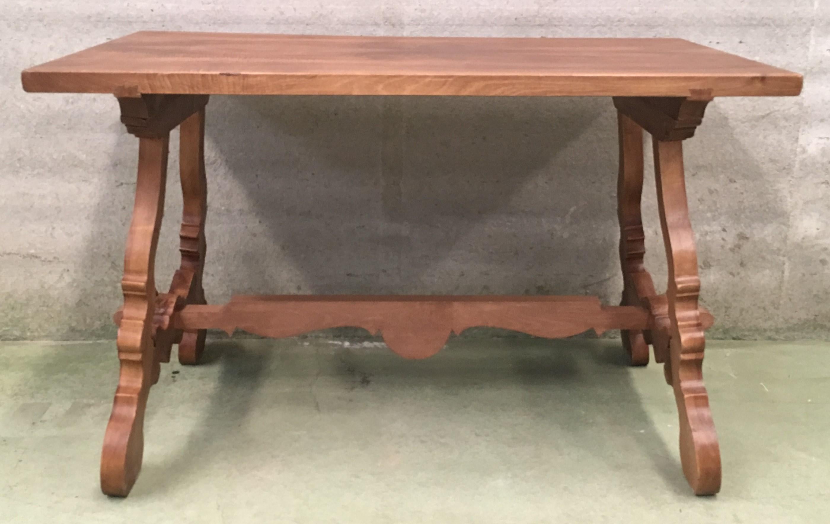 Early 20th Century Spanish Pine Trestle Table with Wood Stretcher In Excellent Condition In Miami, FL