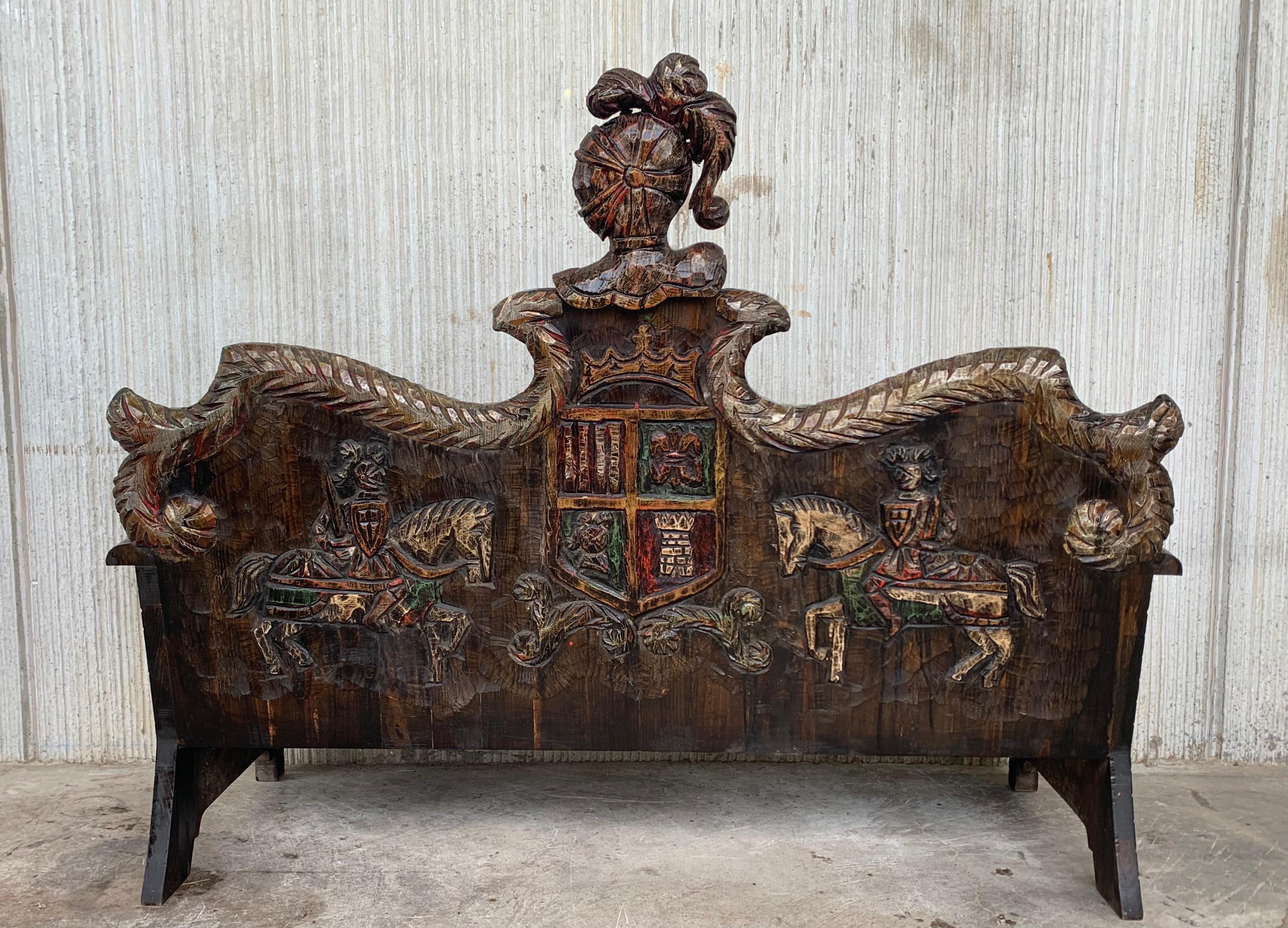 Early 20th Century Spanish Polychromed Hand Carved Oak Settee or Park Bench In Good Condition For Sale In Miami, FL