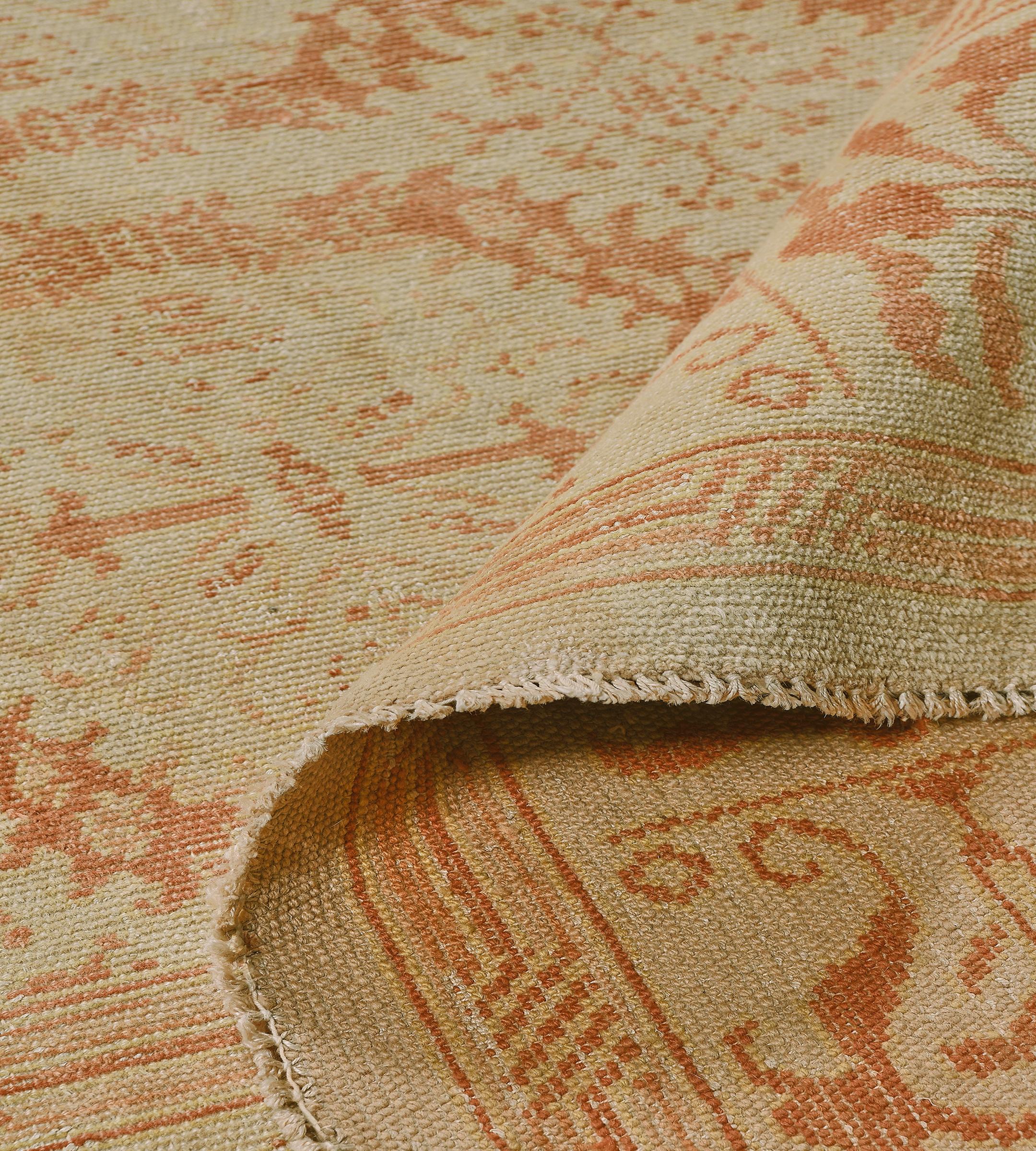 Early 20th Century Spanish Rug For Sale 6