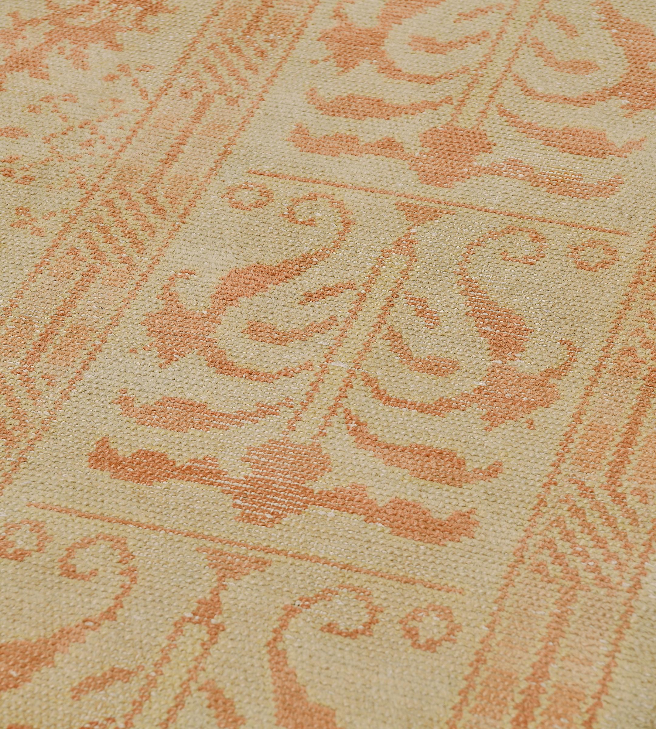 Early 20th Century Spanish Rug For Sale 2