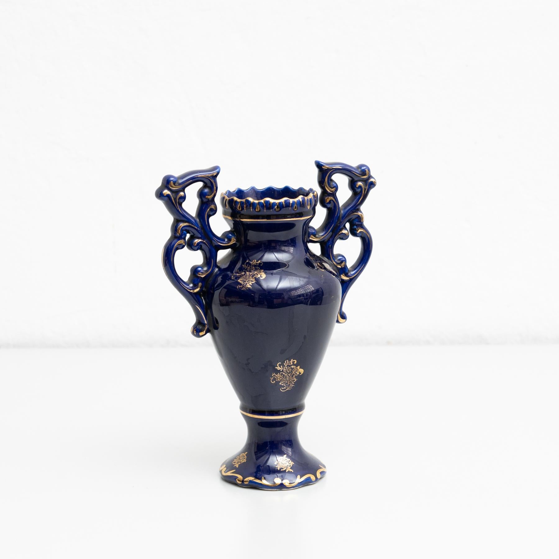 Hand-Painted Early 20th Century Spanish Serves Style Vase For Sale