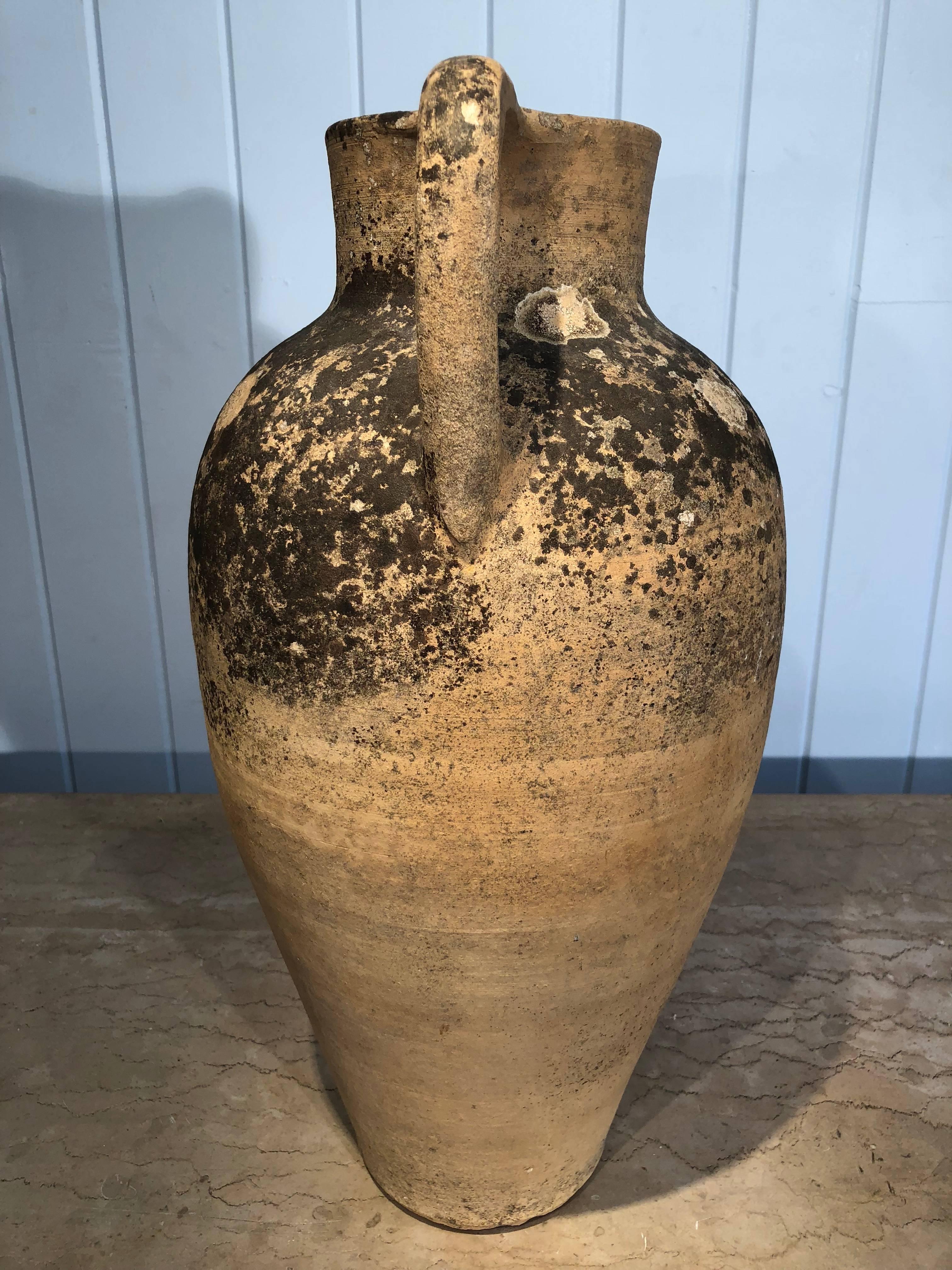 Early 20th Century Spanish Terracotta Handled Amphora In Good Condition In Woodbury, CT
