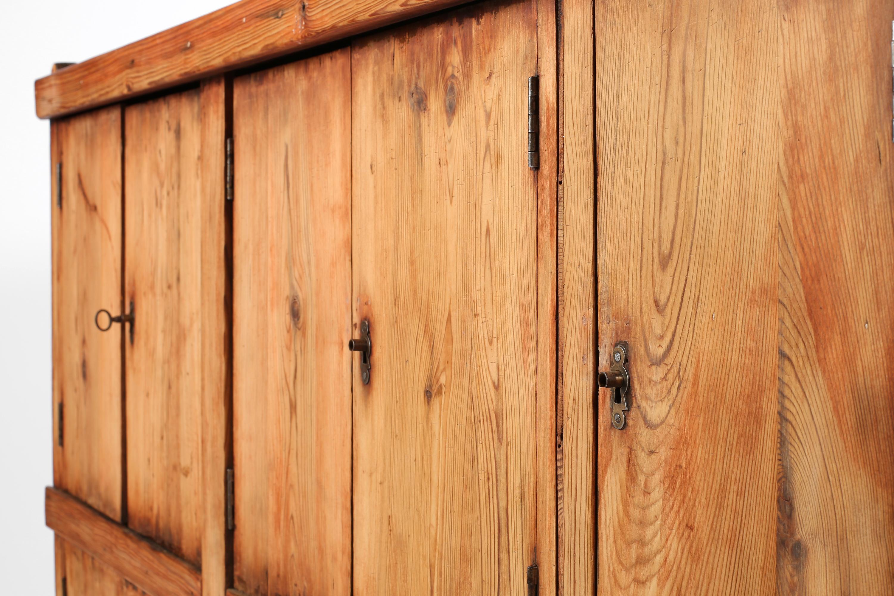 Early 20th Century Spanish Utilitarian Pine Cabinet For Sale 4
