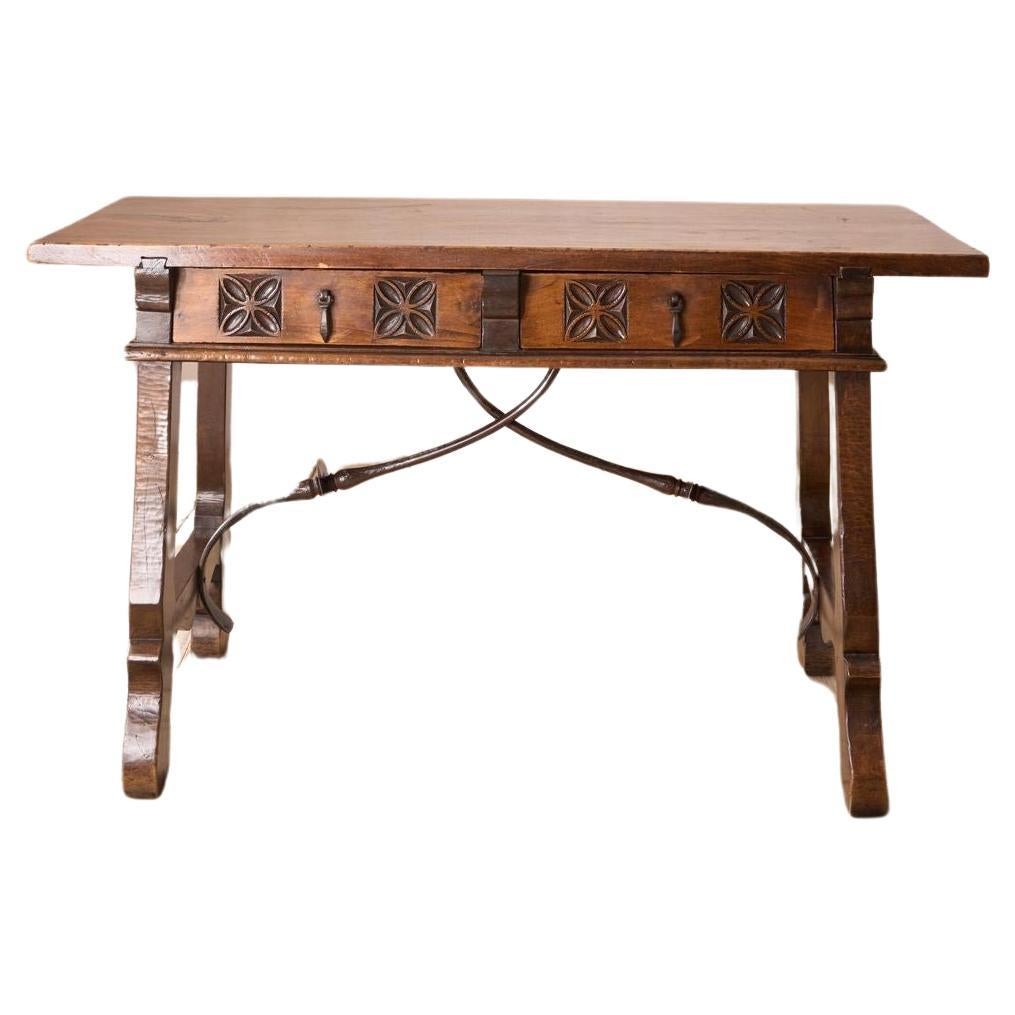 Early 20th century Spanish writing table For Sale