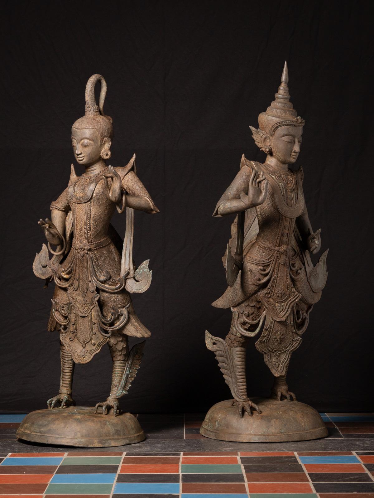 Début du 20e siècle Paire de statues Kinnari en bronze spécial de Birmanie en vente 9