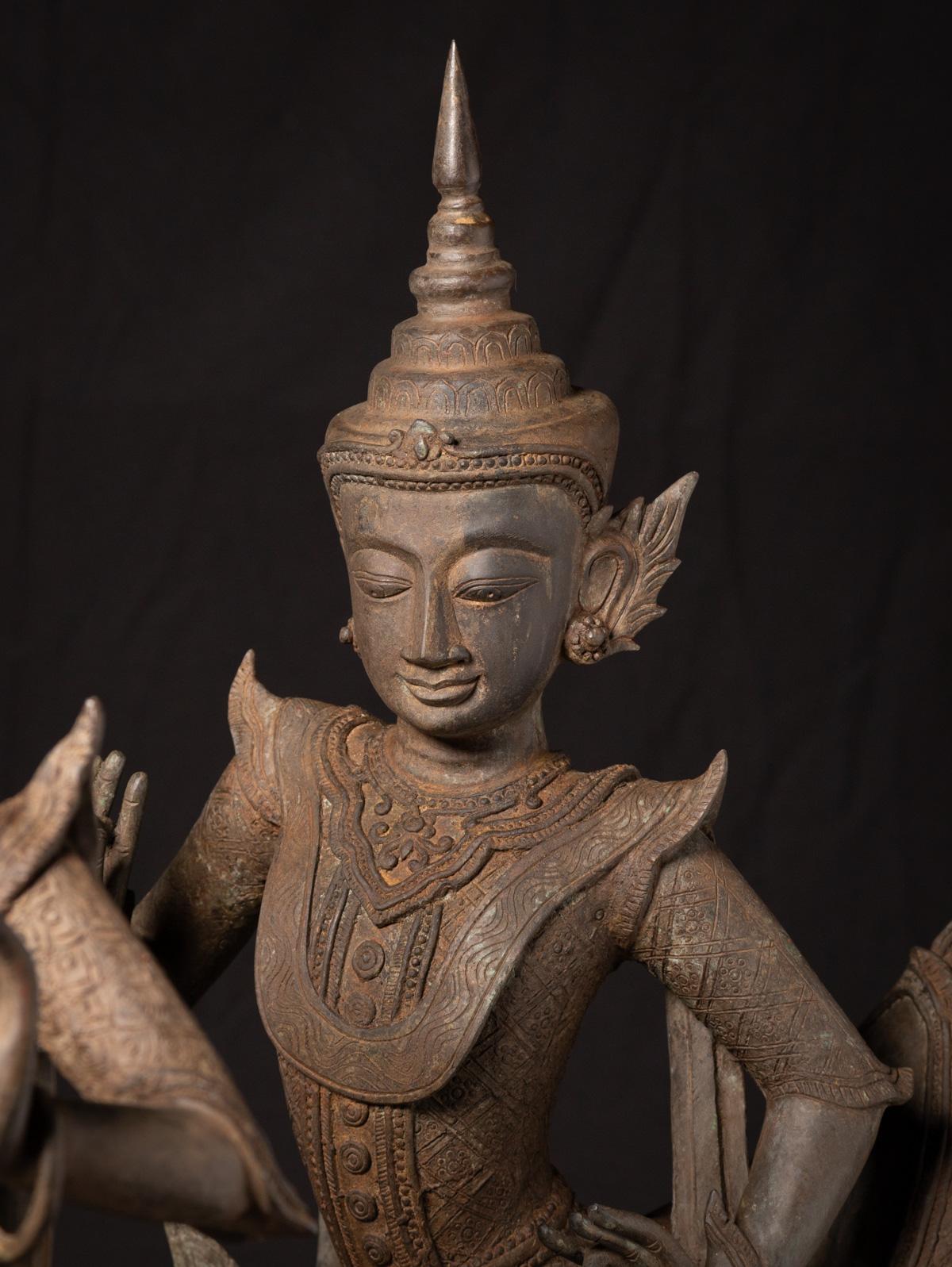 Début du 20e siècle Paire de statues Kinnari en bronze spécial de Birmanie en vente 1