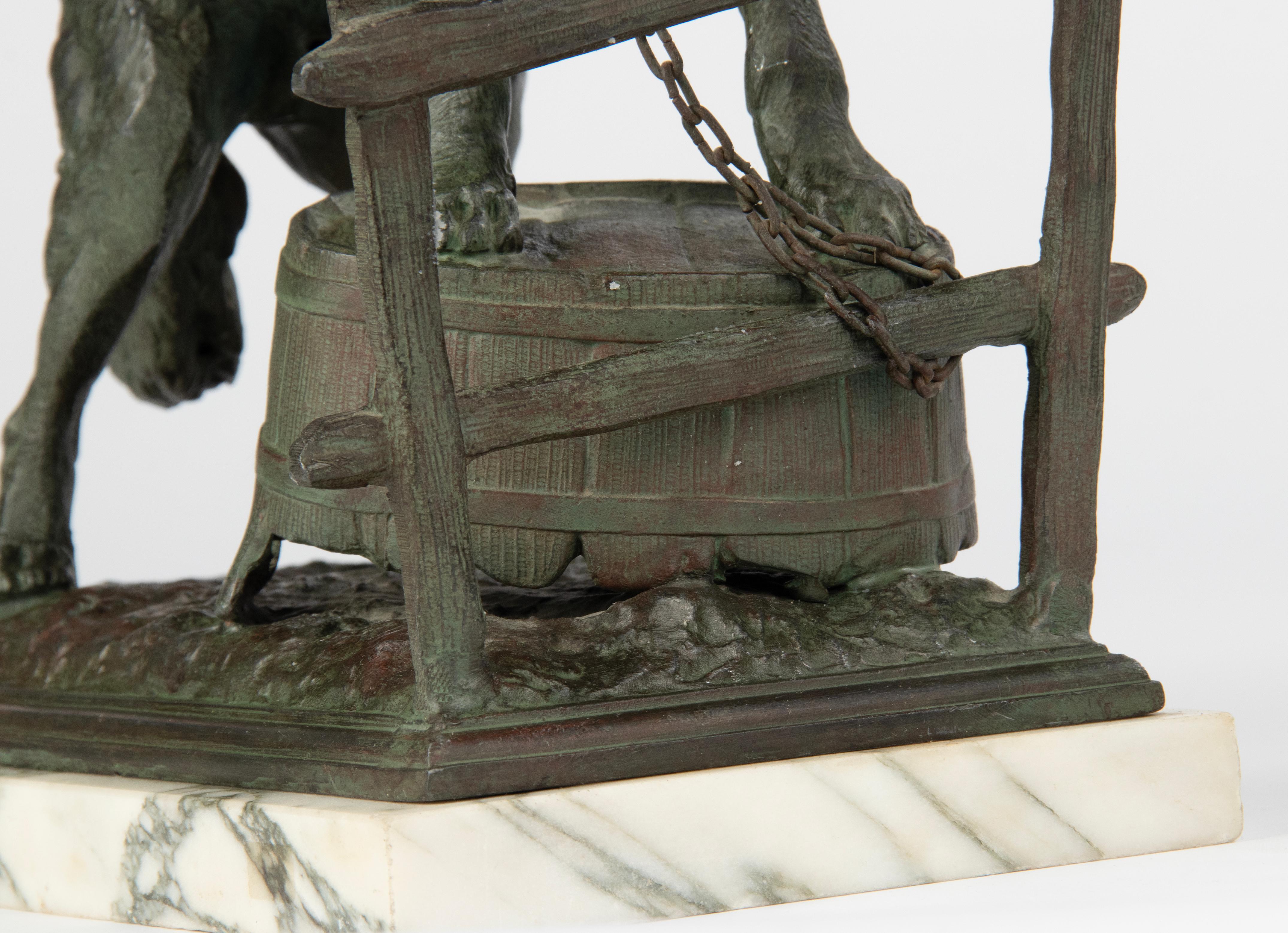 Sculpture en étain du début du 20e siècle d'un chien de garde - d'après Charles Valton en vente 6