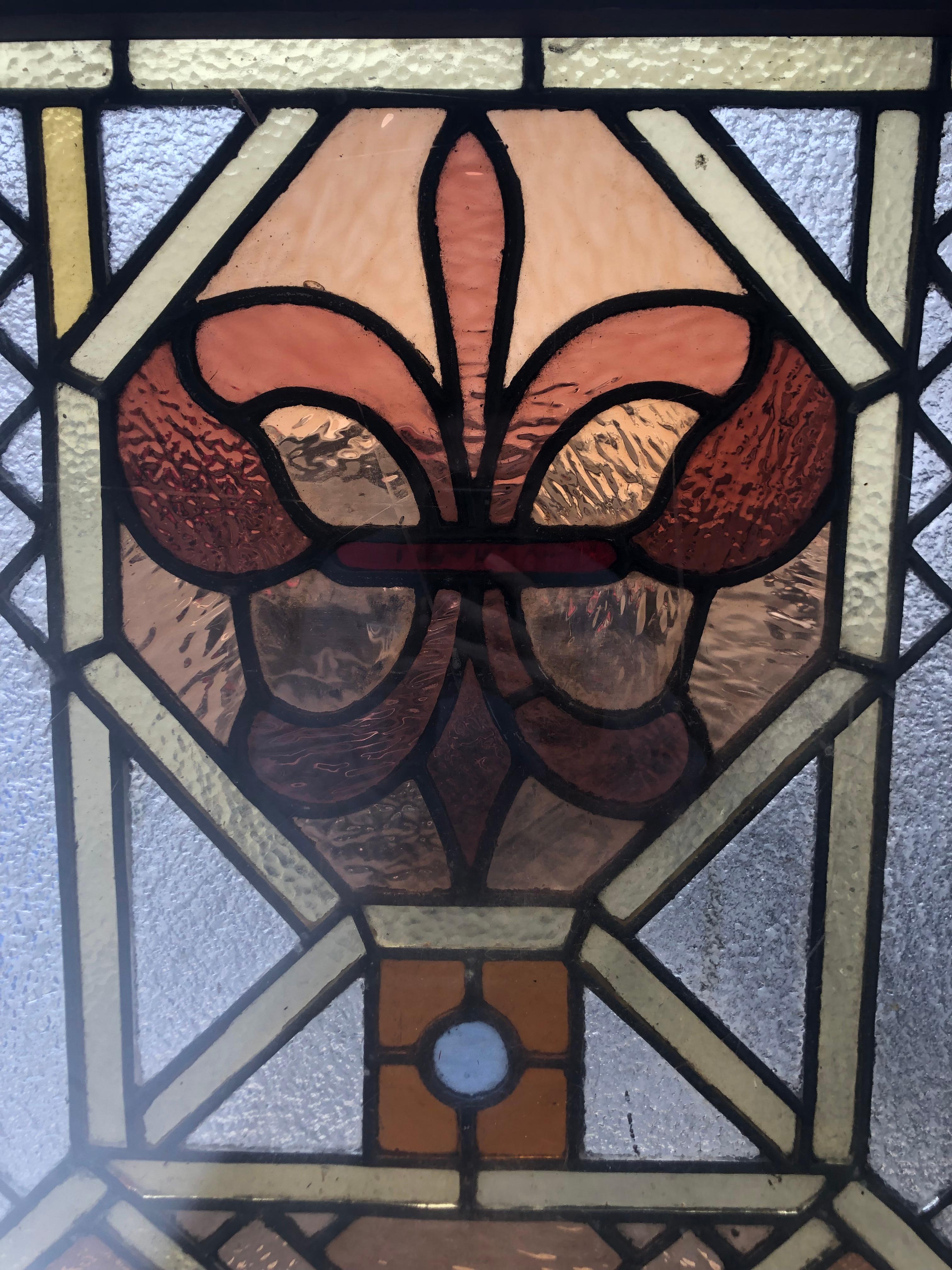 Early 20th Century Stained Glass Window in a Wood Frame For Sale 4